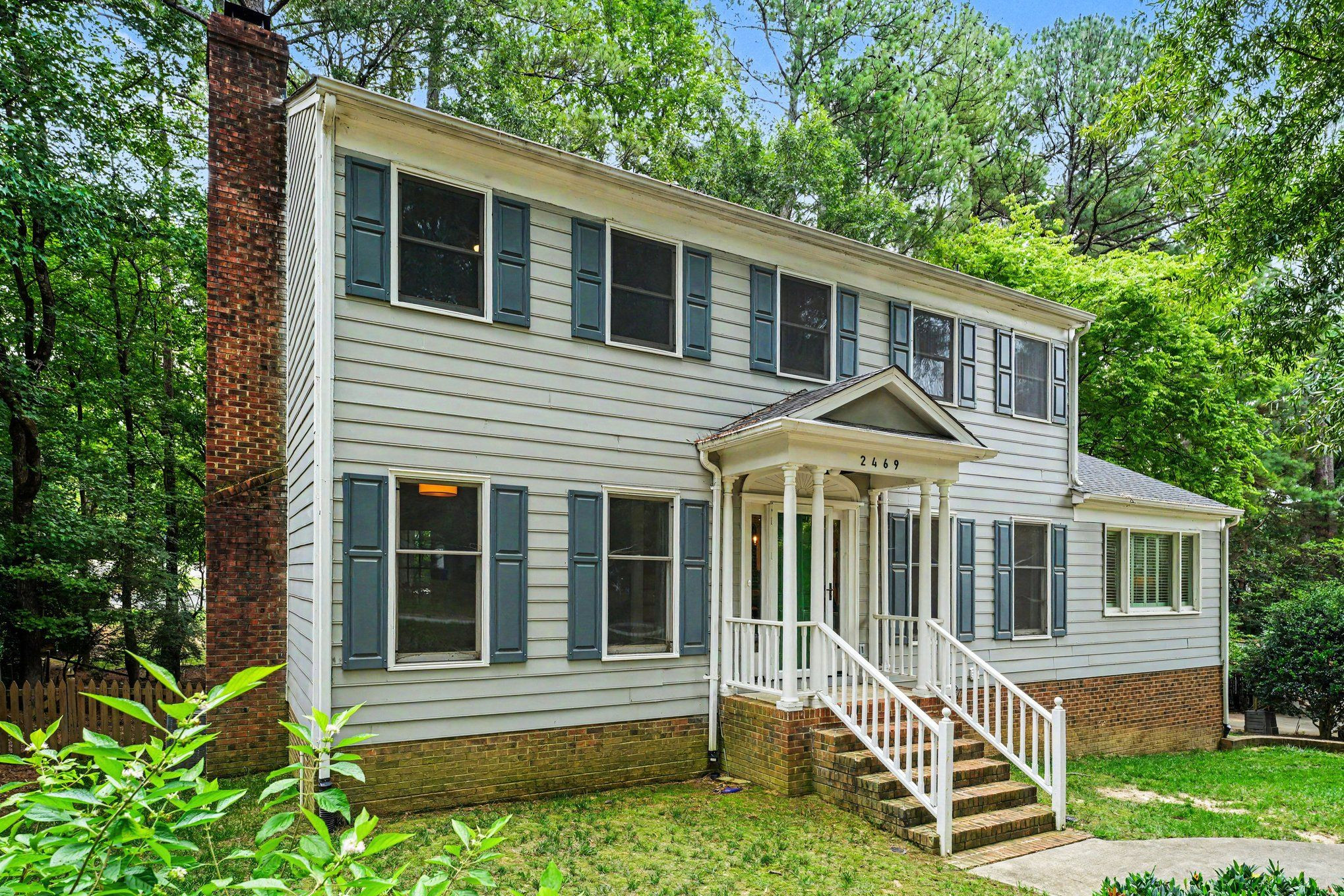 main property photo 28