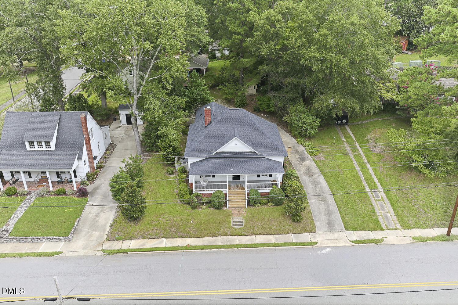 main property photo 43