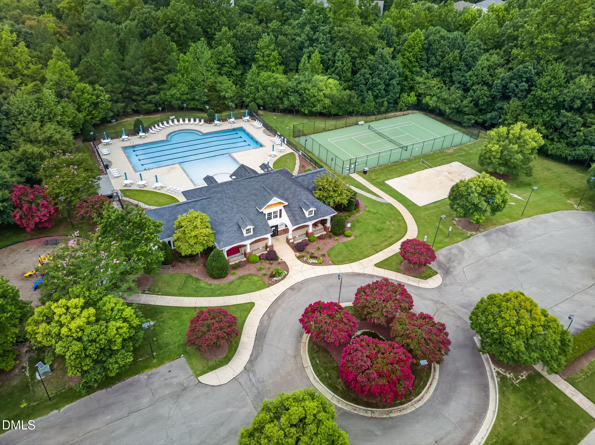 main property photo 48