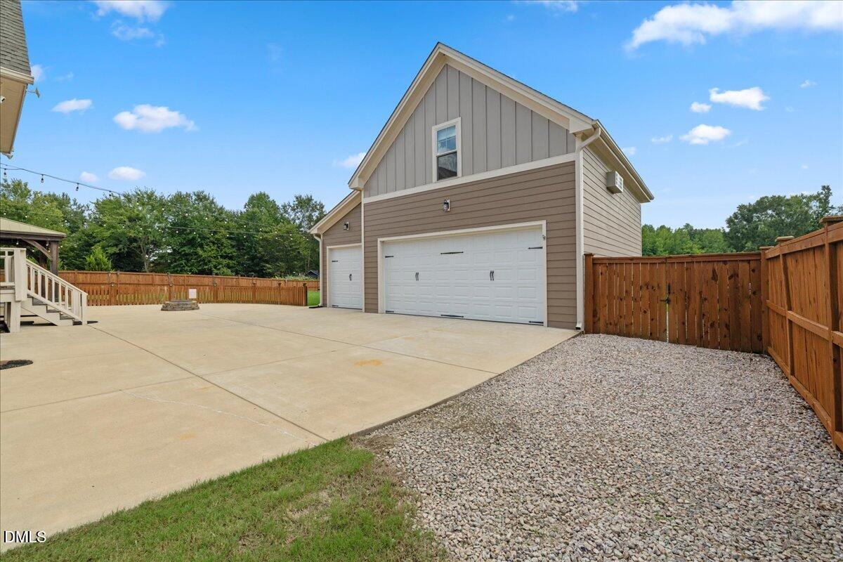 main property photo 57