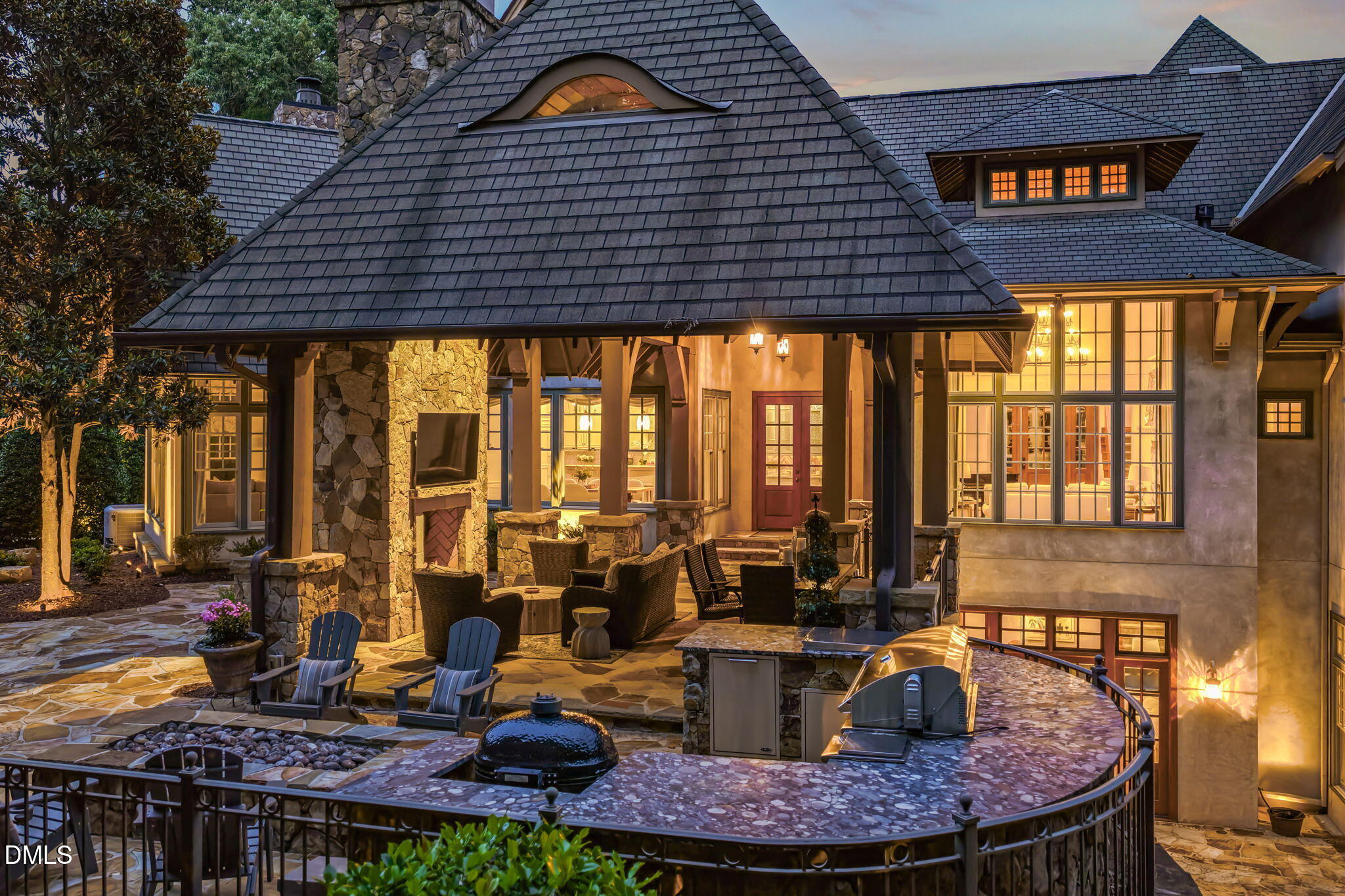 main property photo 45