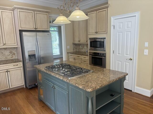 main property photo 11