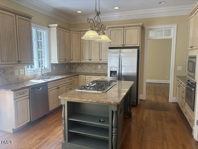 main property photo 12