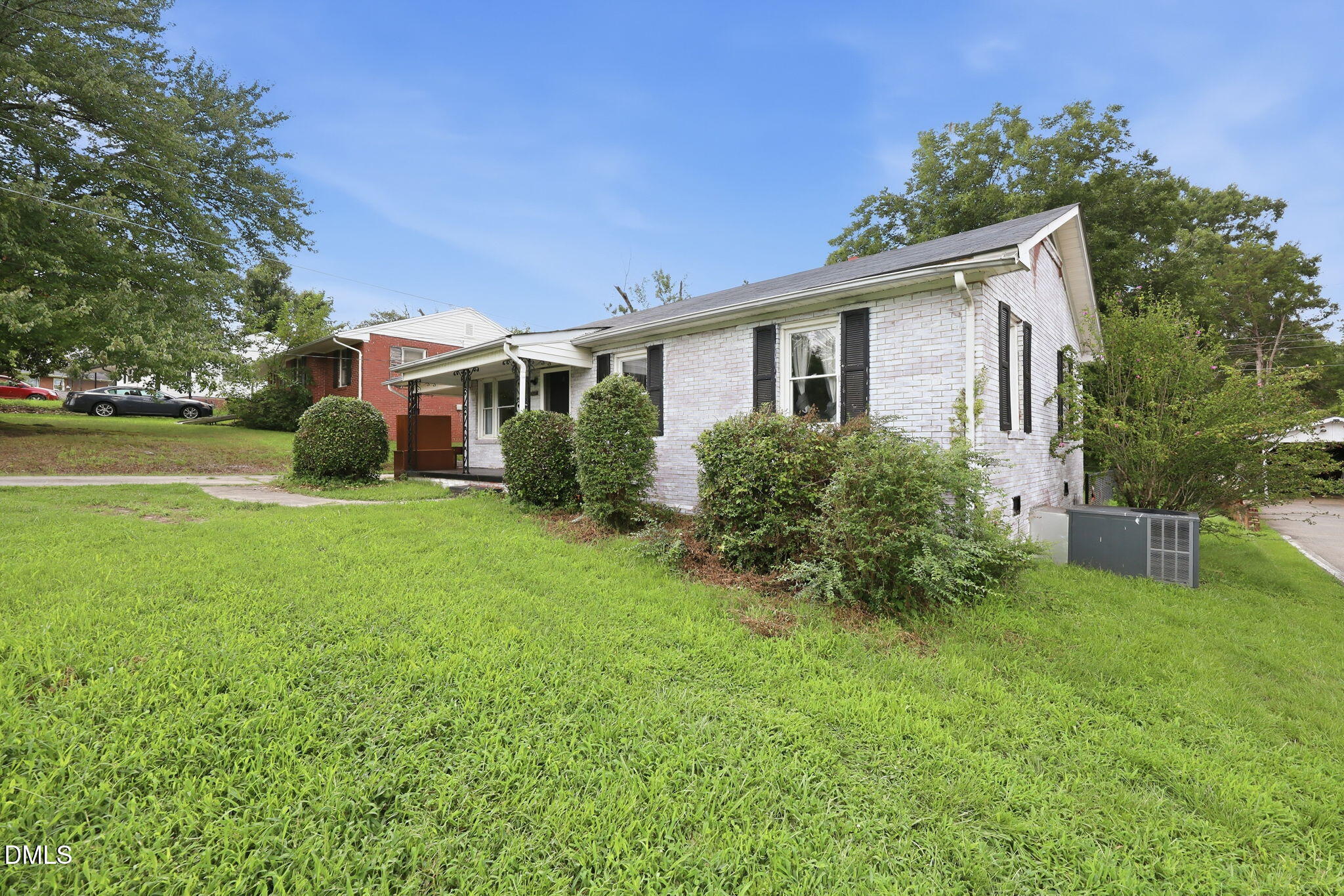 main property photo 4