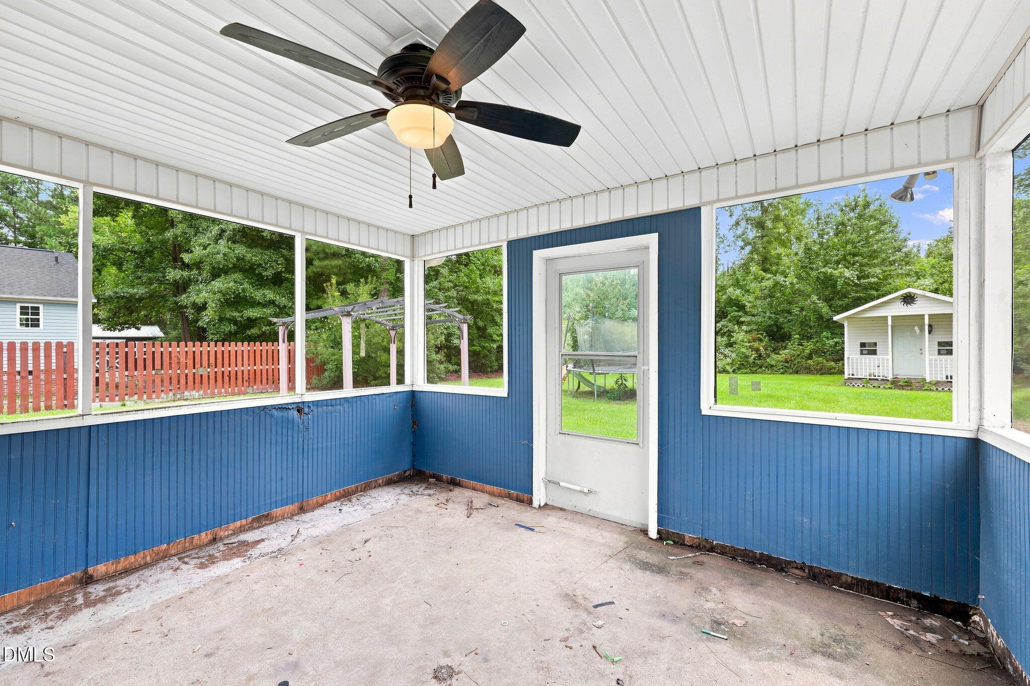 main property photo 29