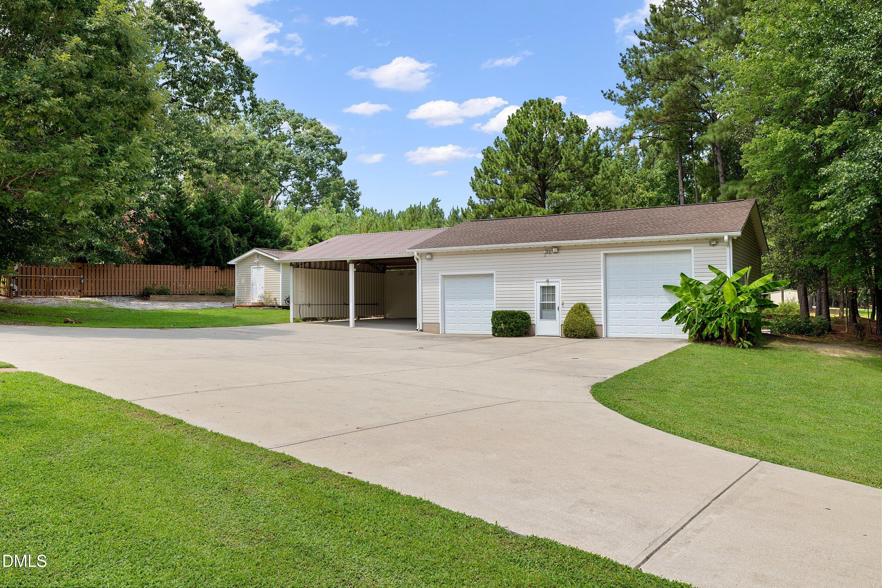 main property photo 49