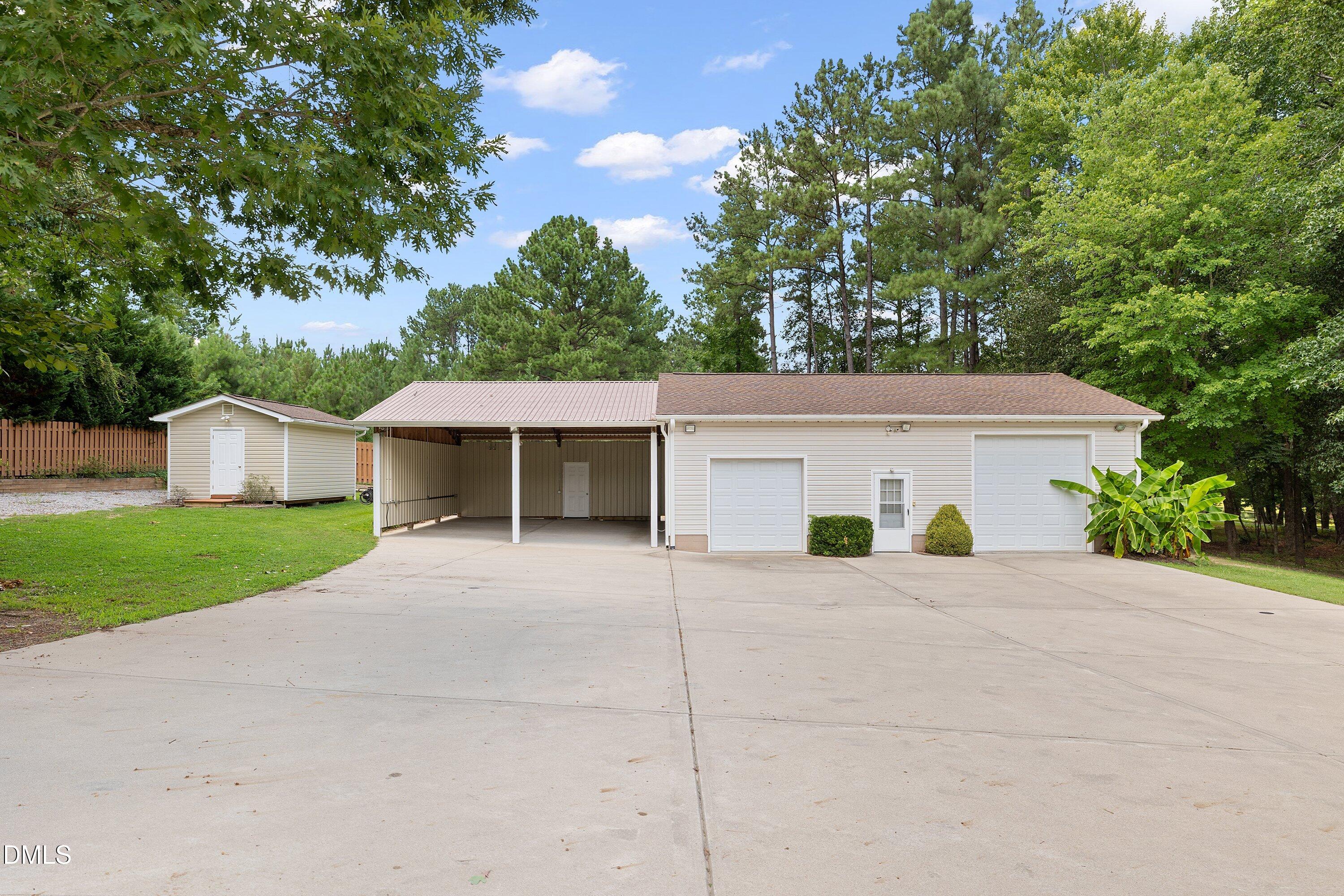 main property photo 50
