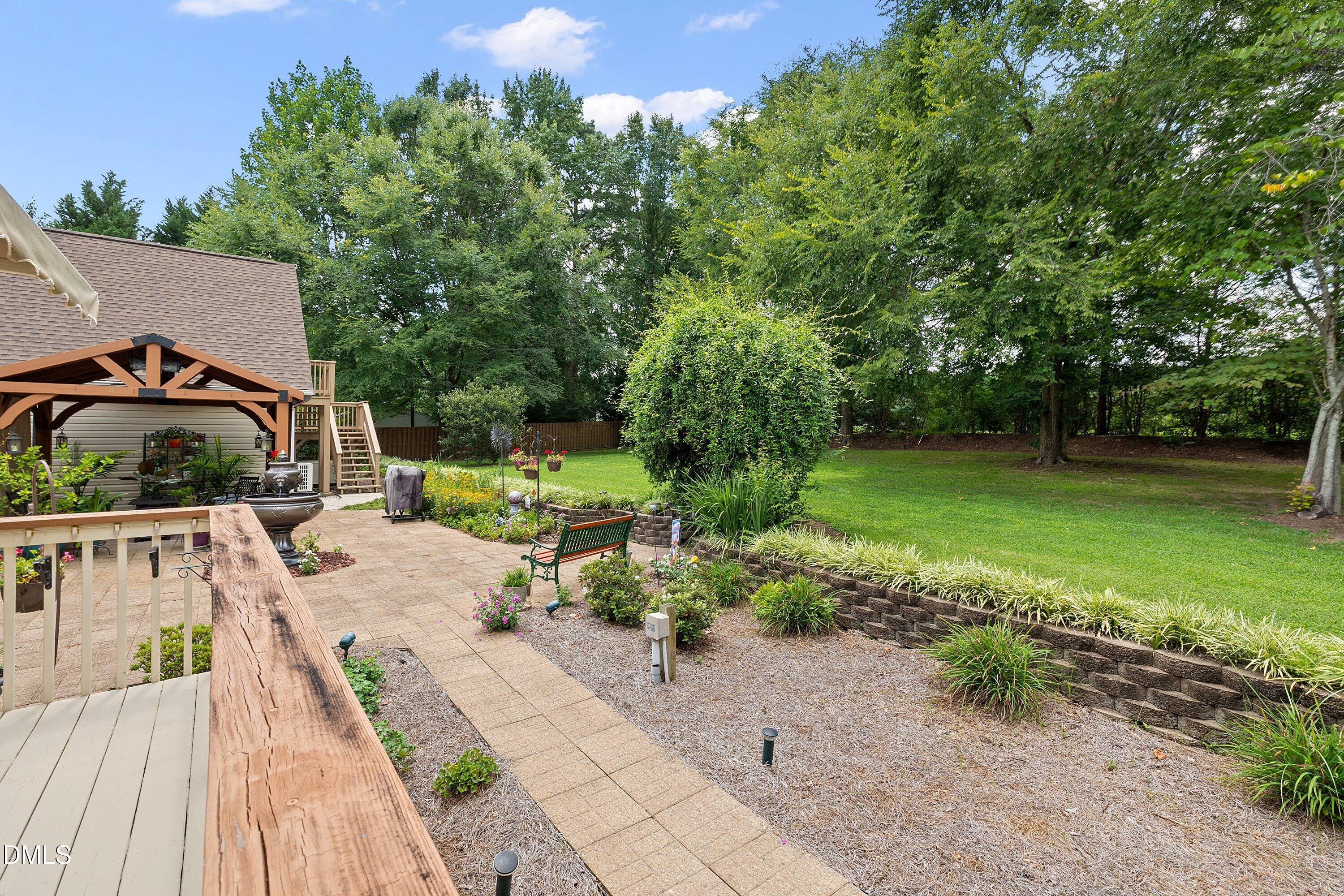 main property photo 60