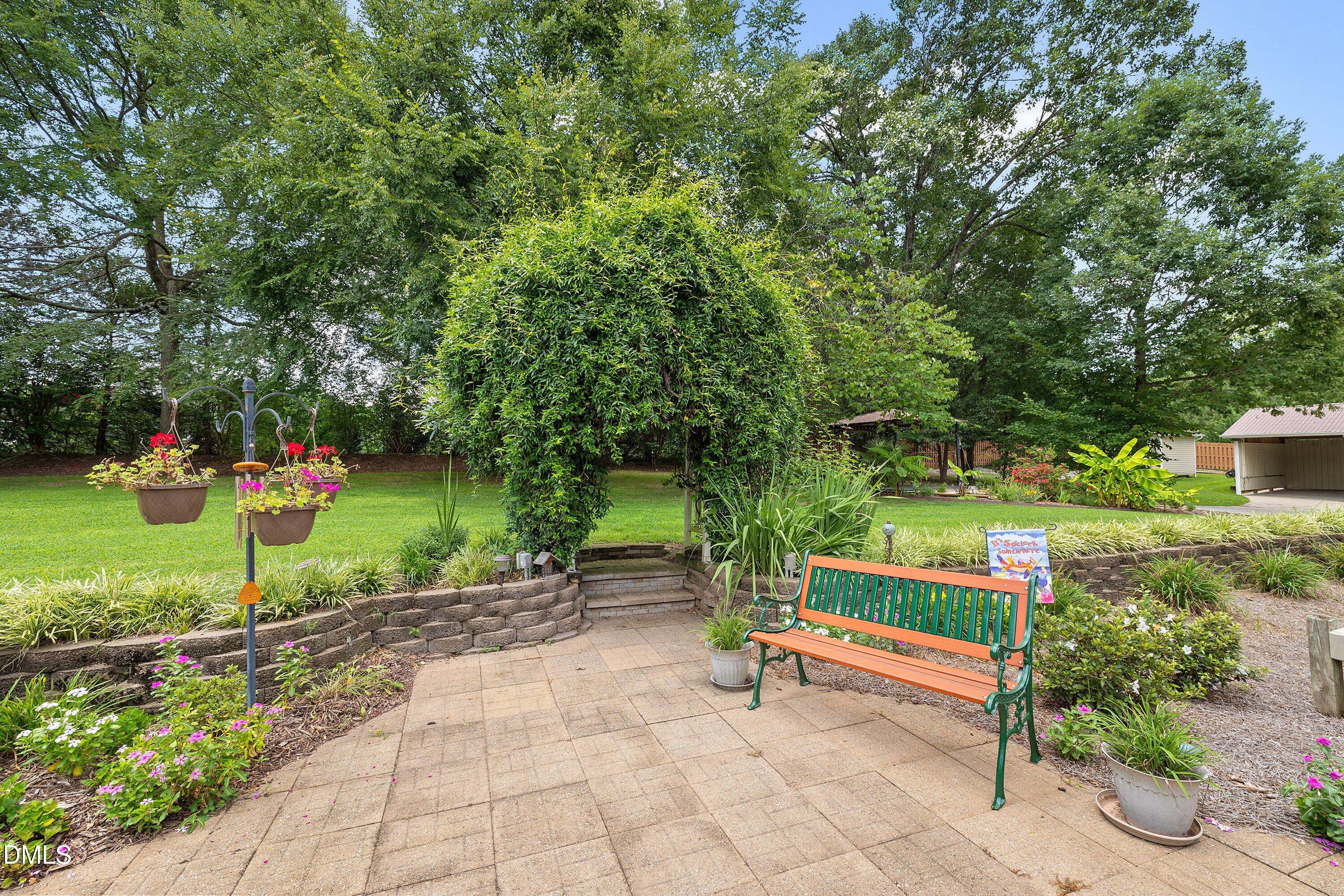 main property photo 67