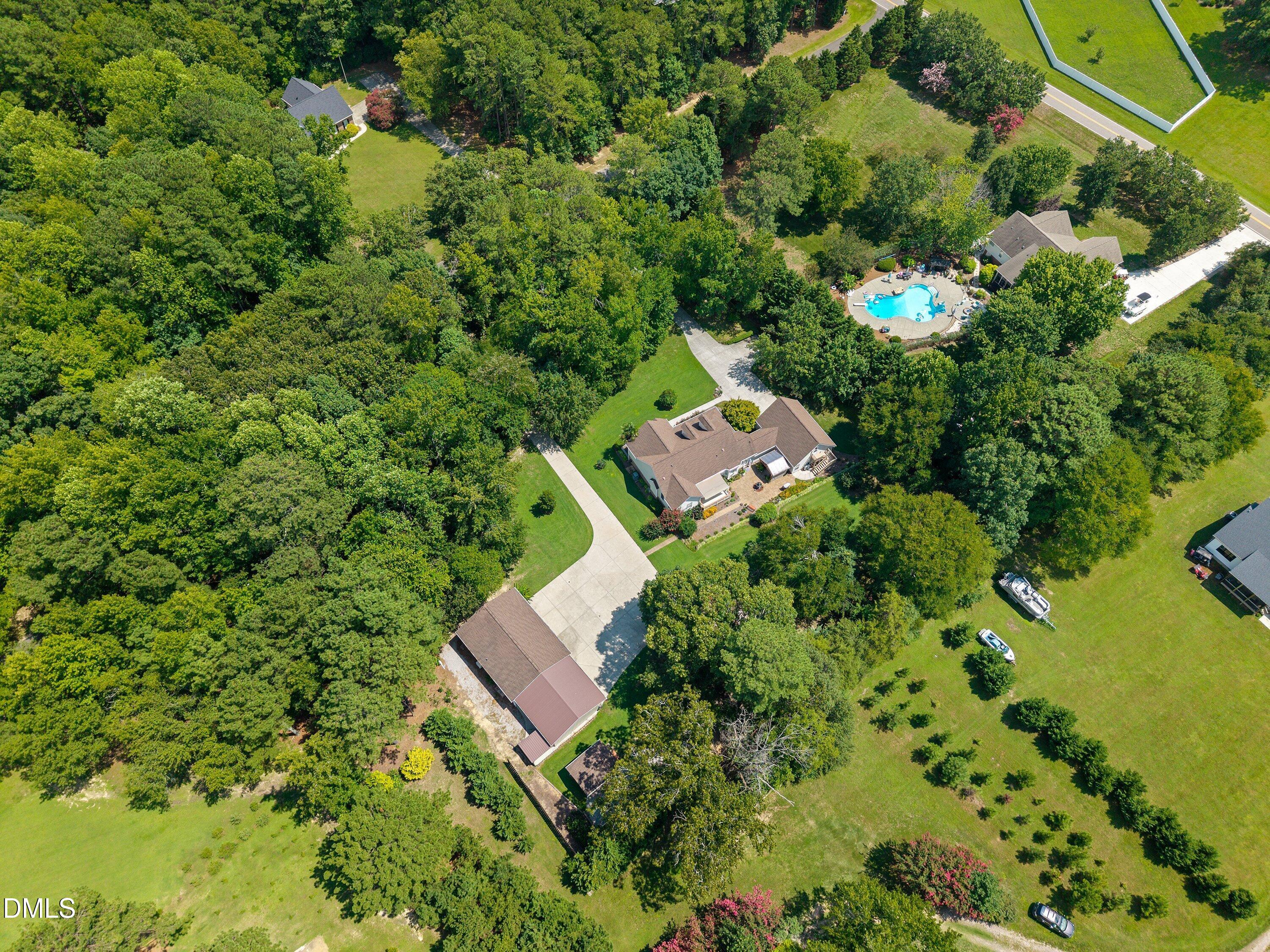 main property photo 75