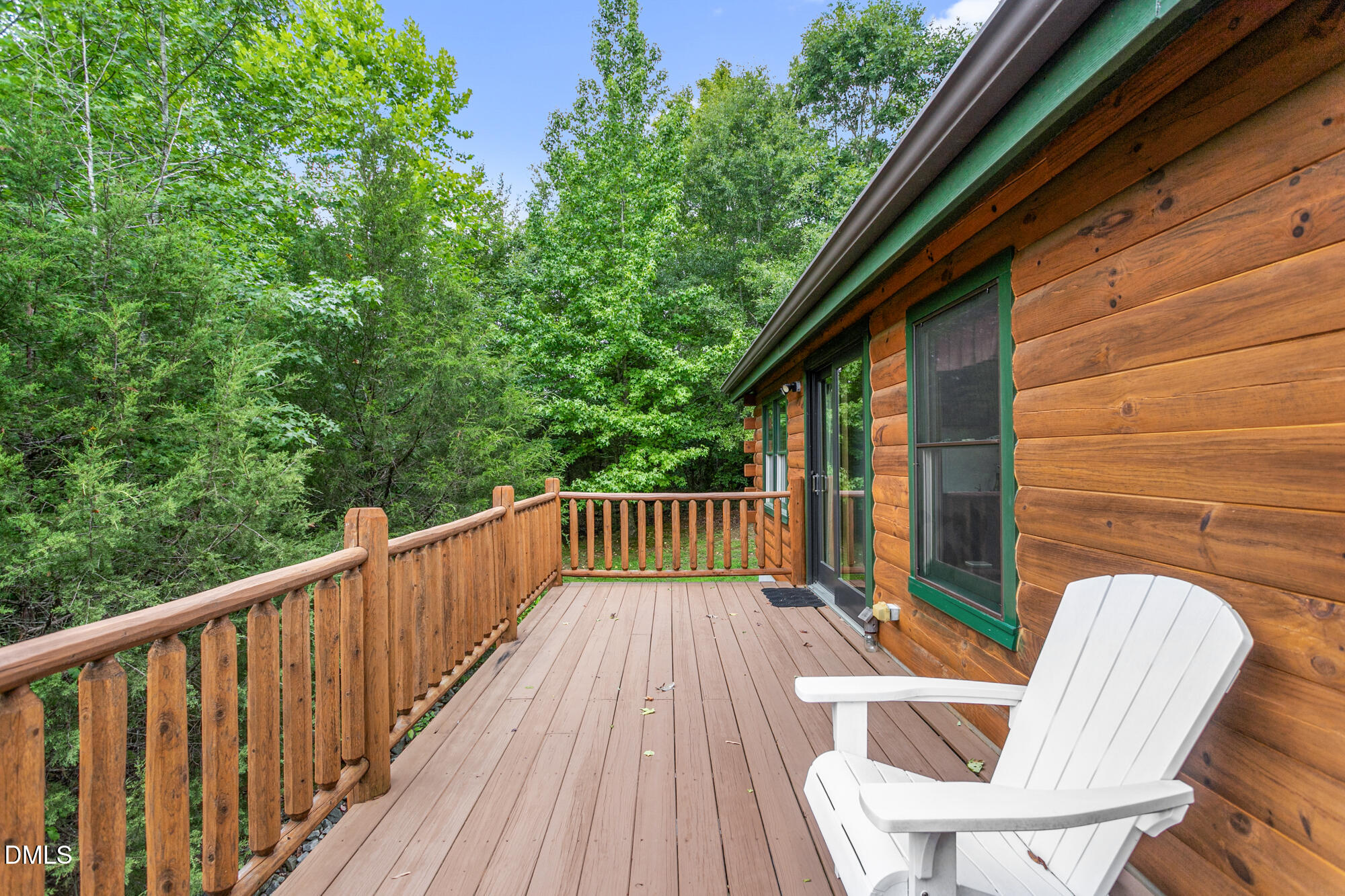 main property photo 10
