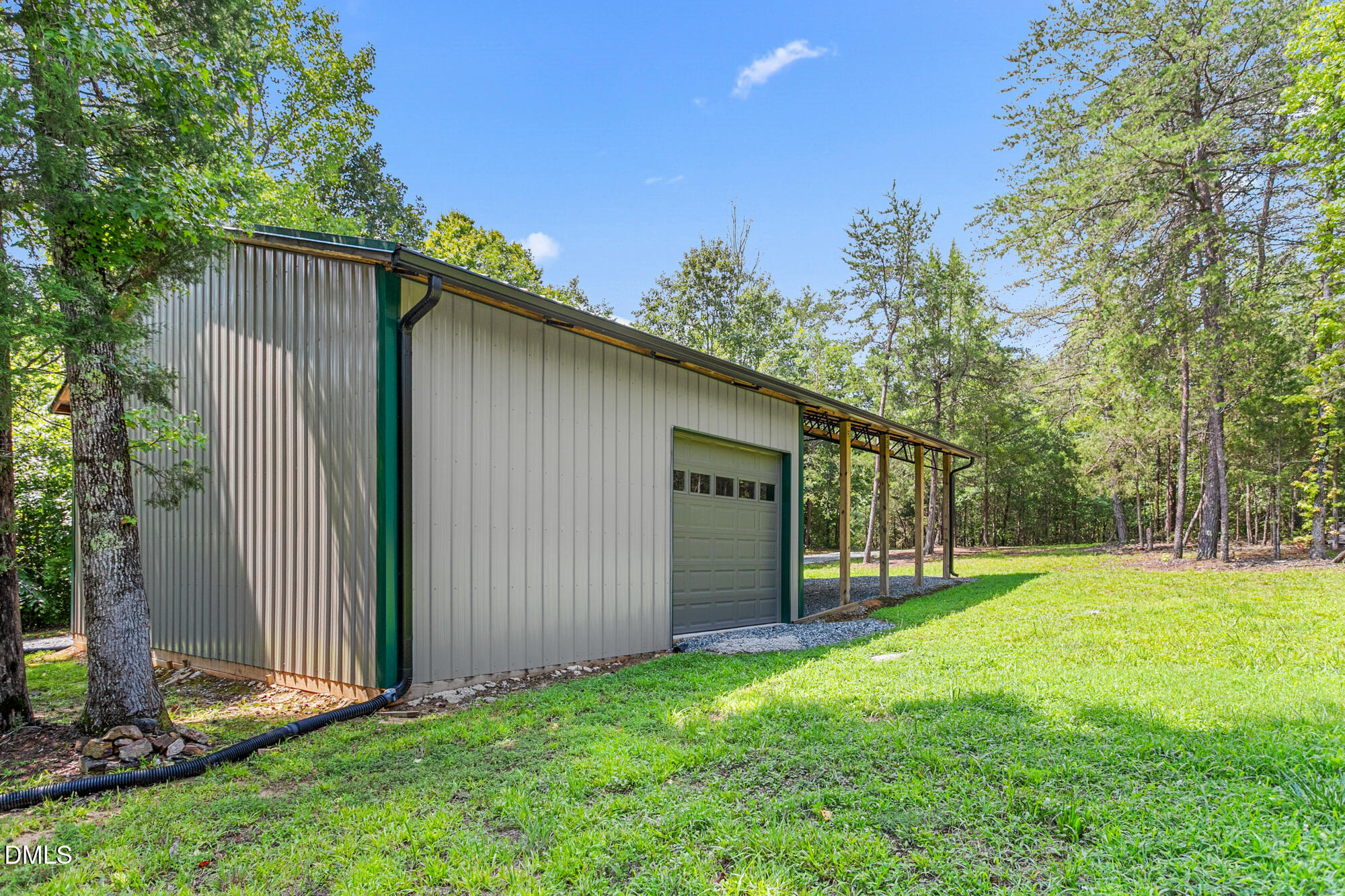 main property photo 36