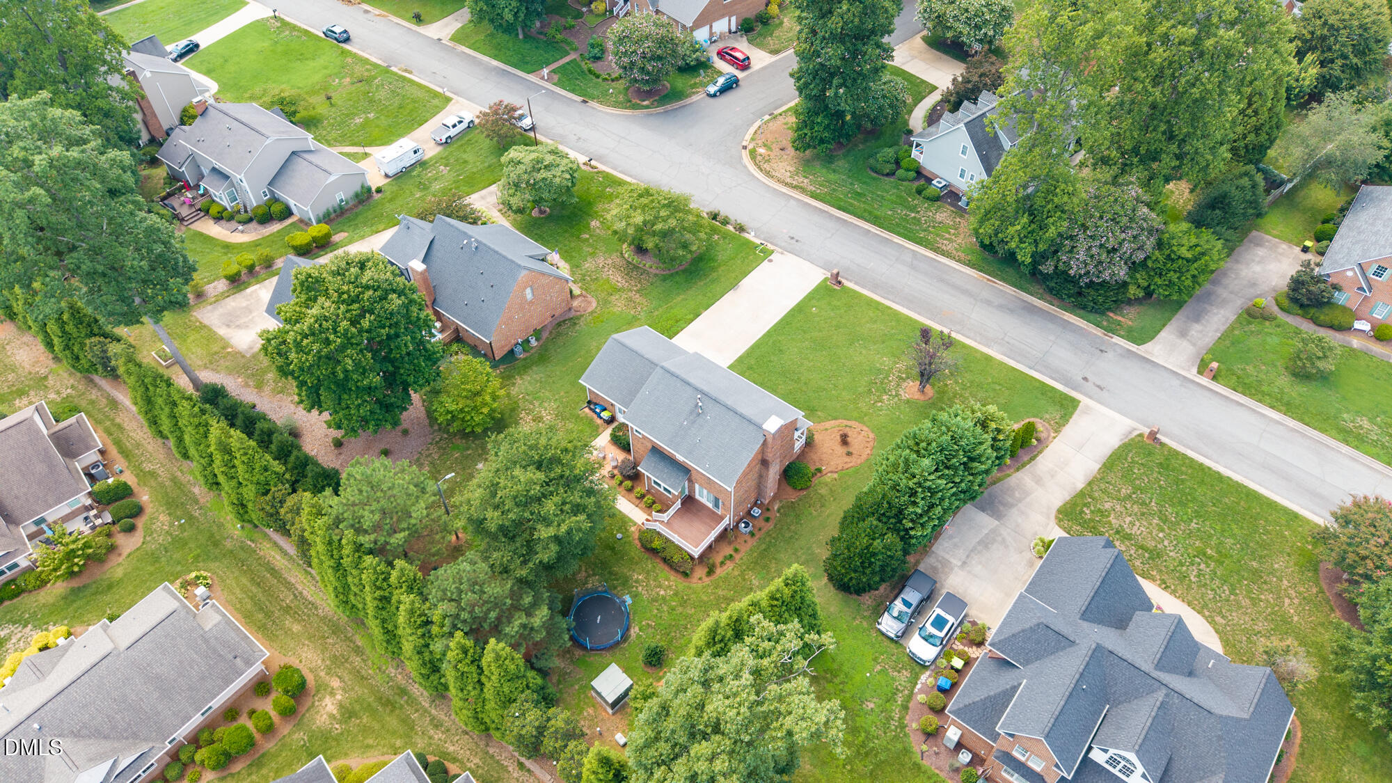 main property photo 30