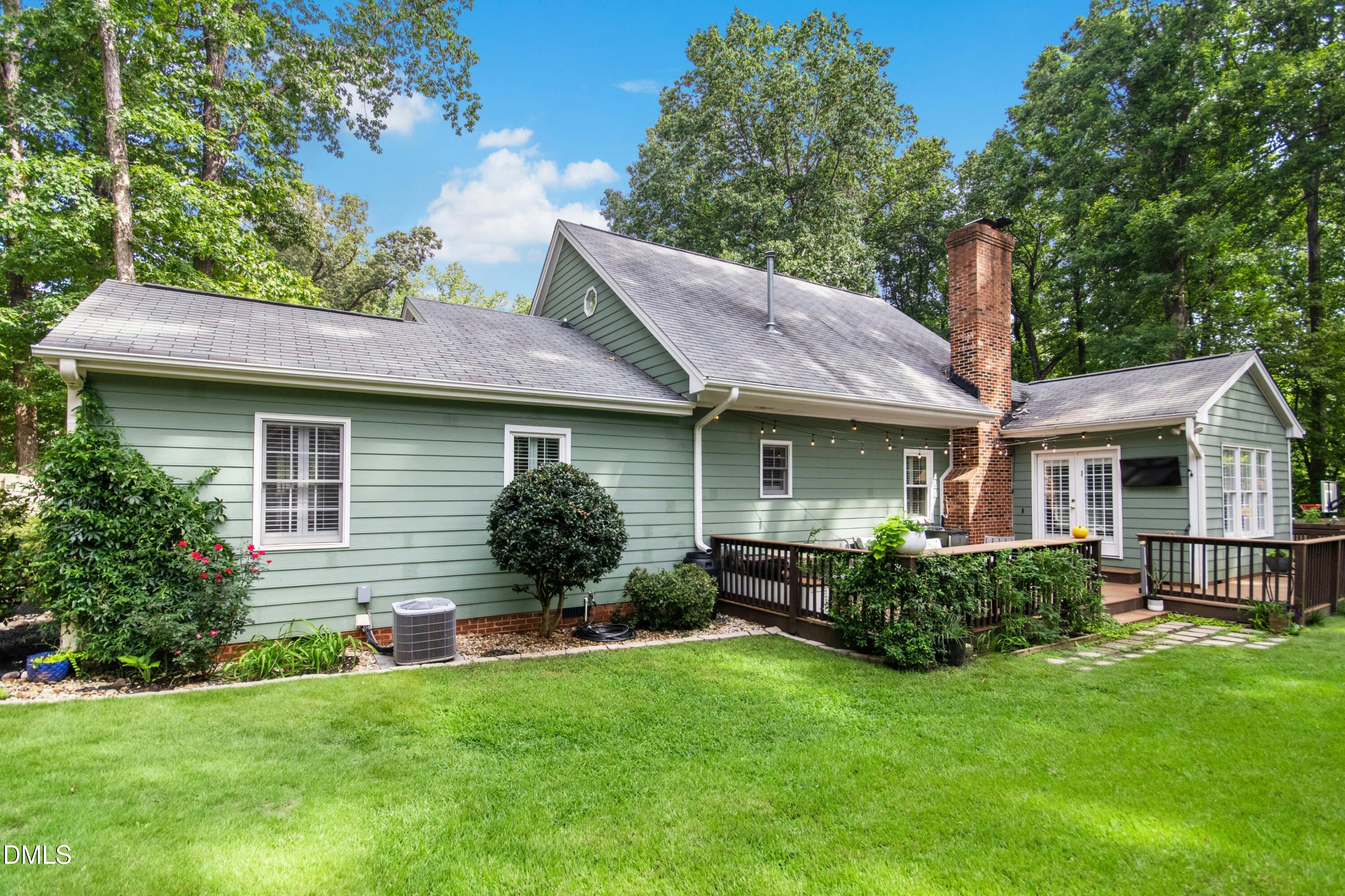 main property photo 33