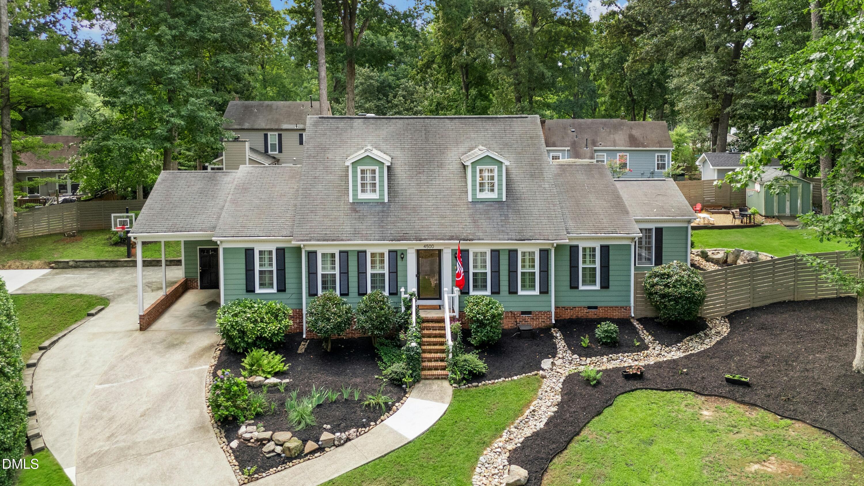 main property photo 34