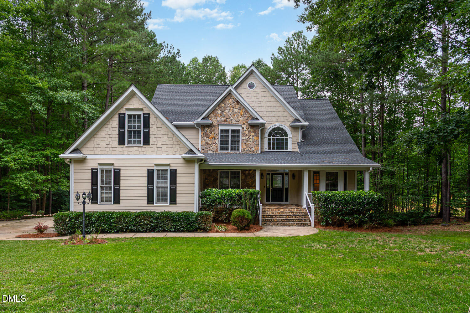 main property photo 27