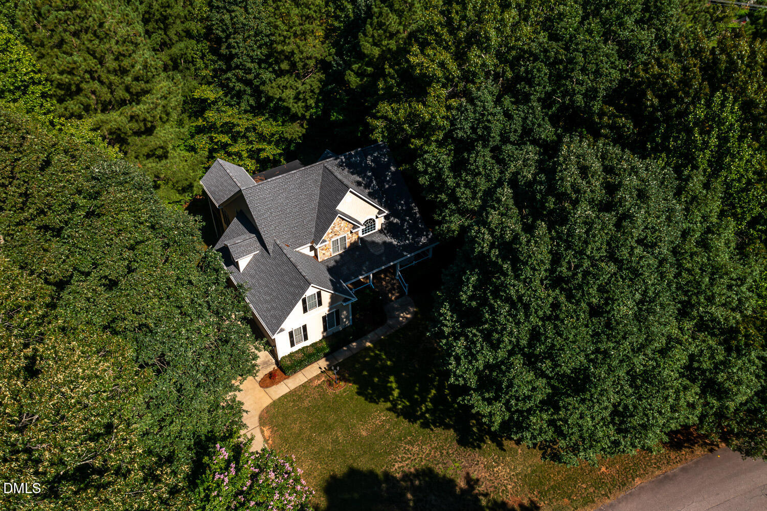 main property photo 31