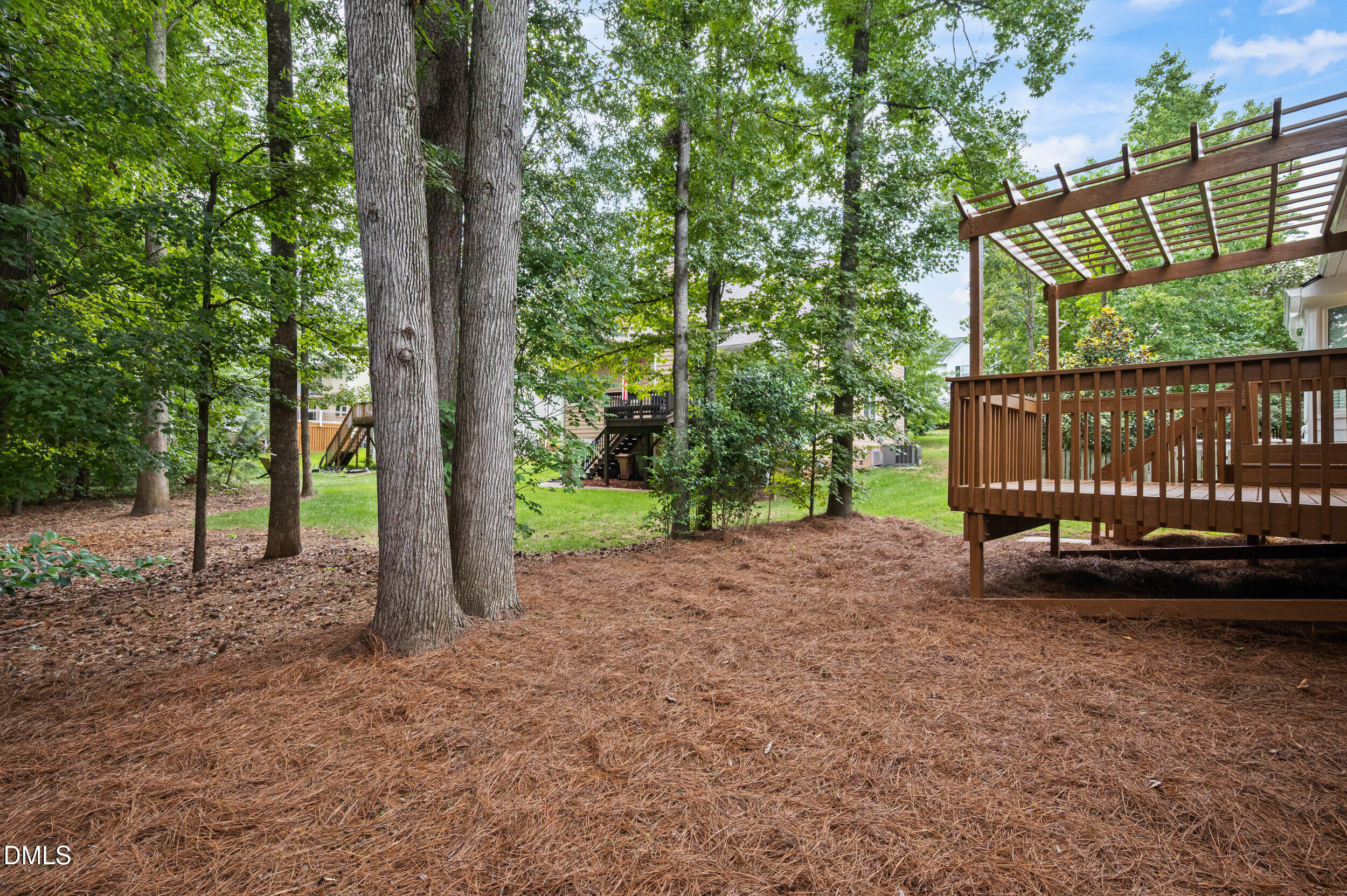 main property photo 24