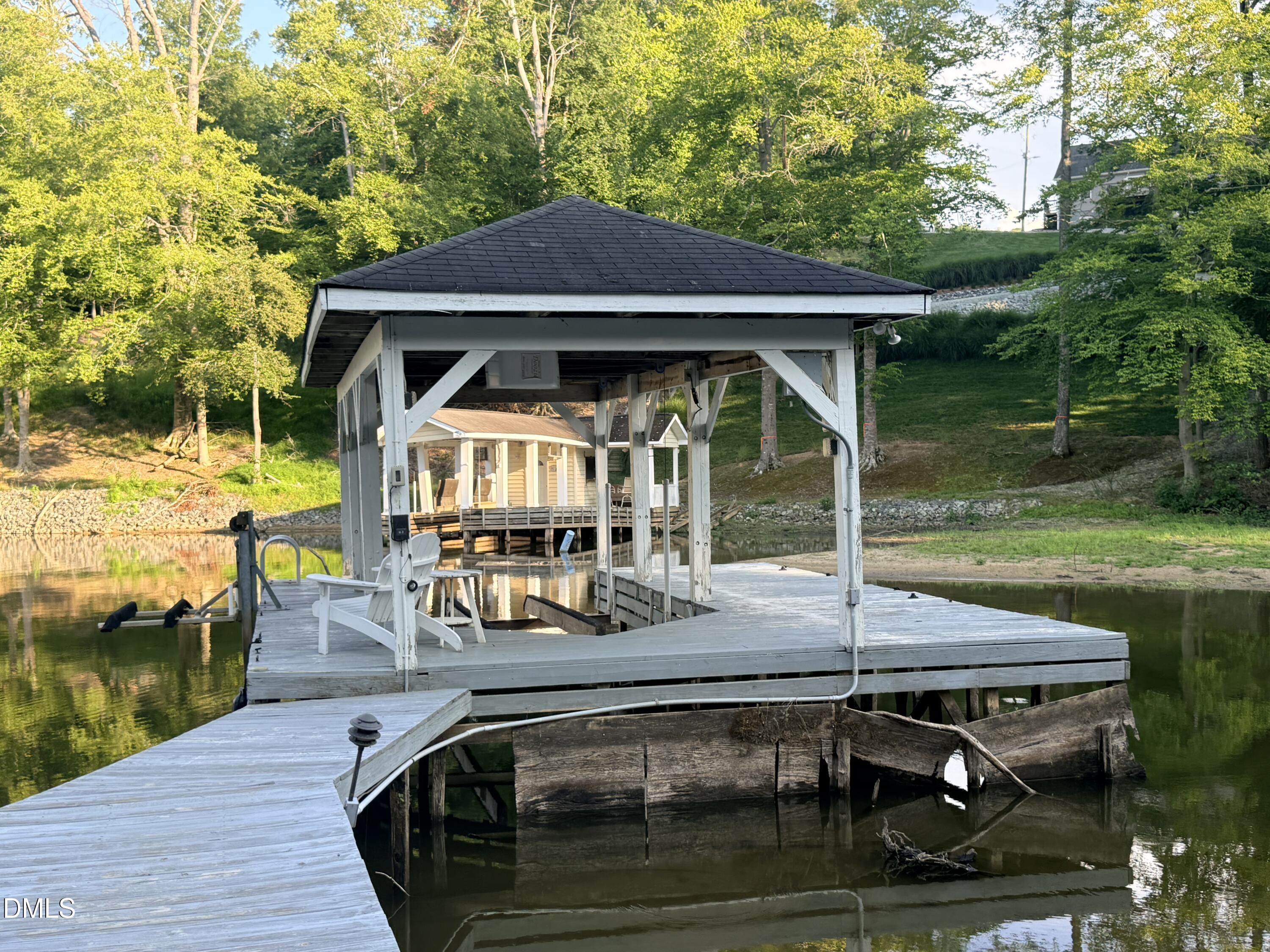 main property photo 54