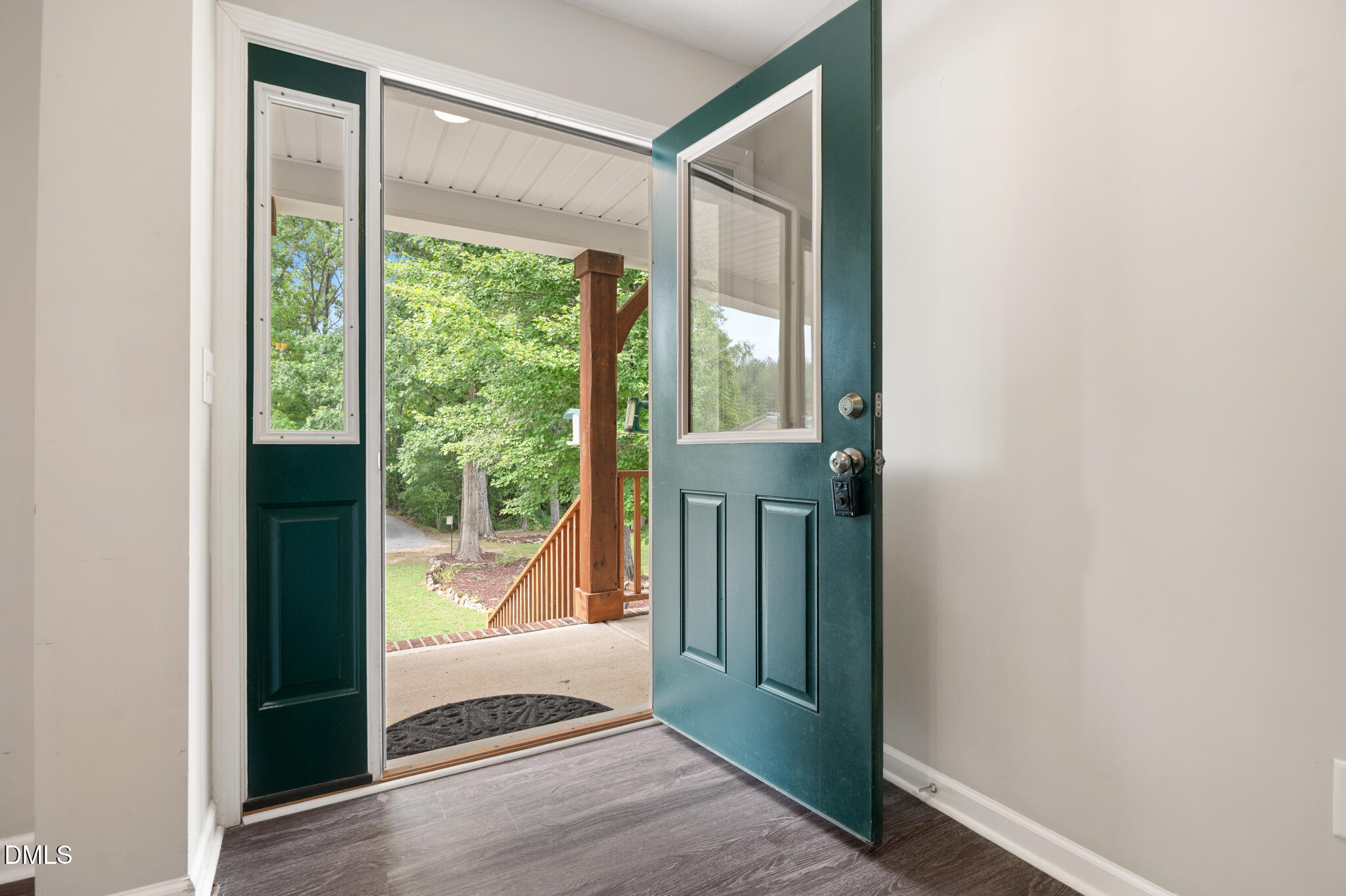 main property photo 11