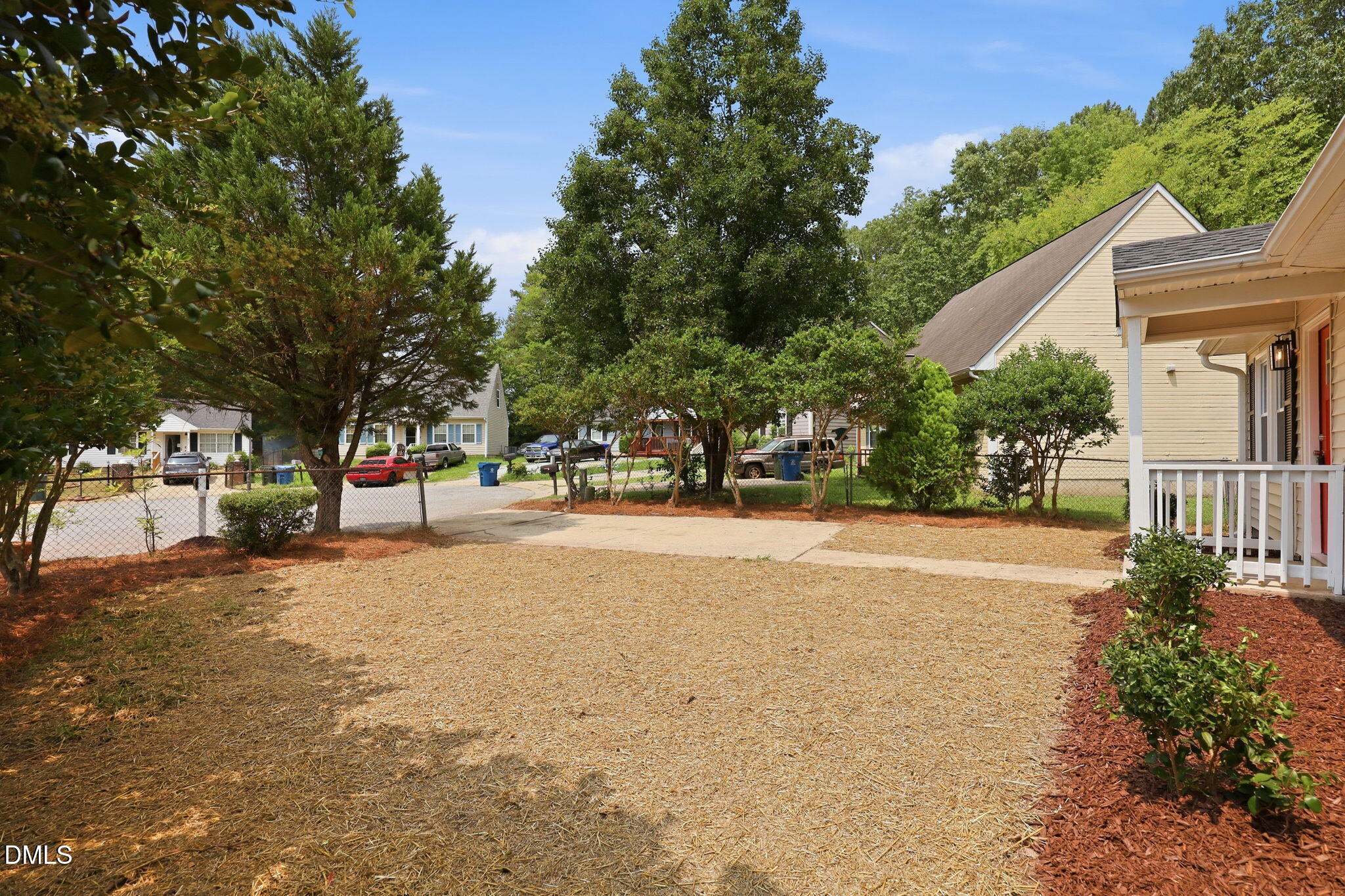 main property photo 38