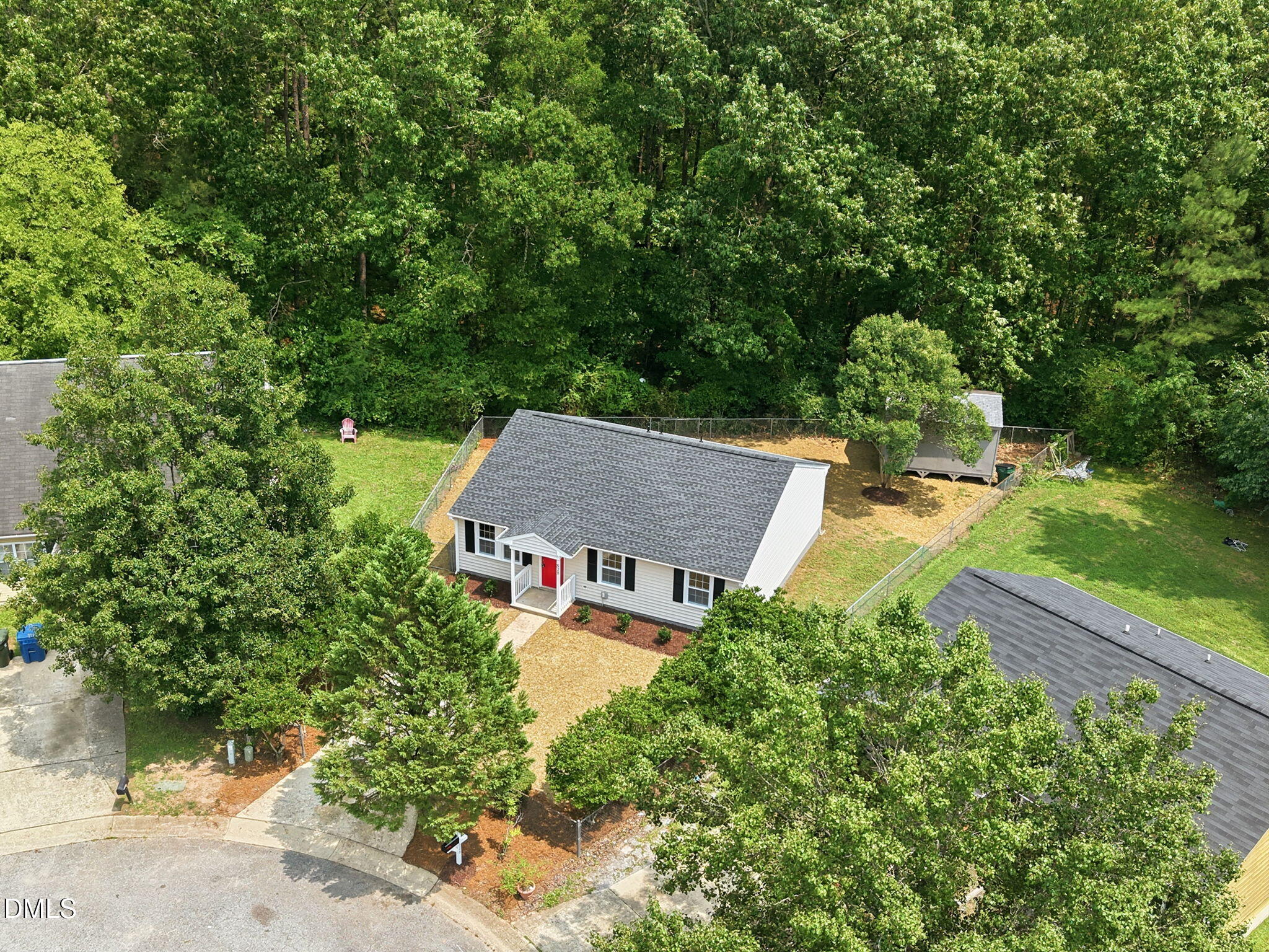 main property photo 43