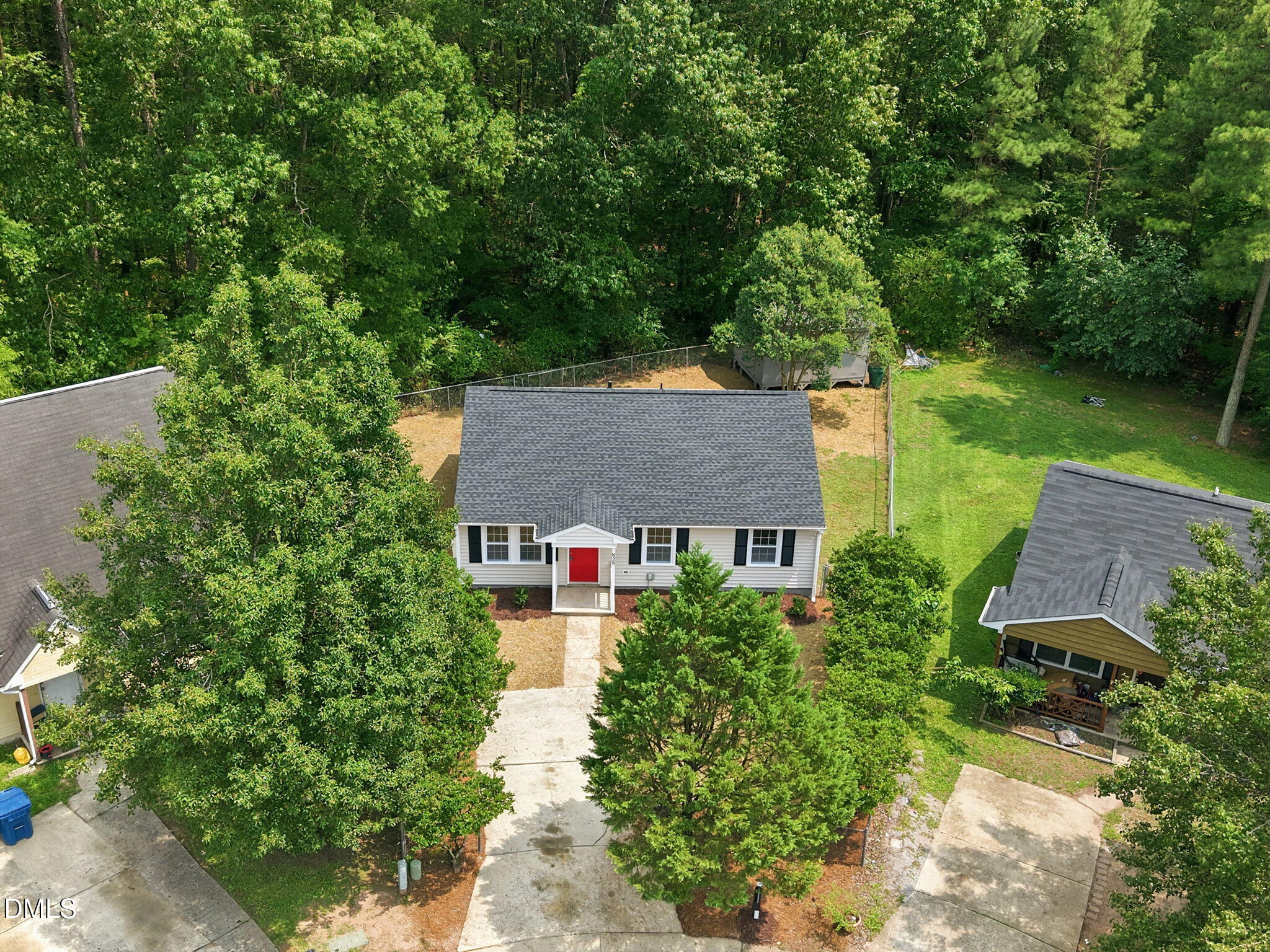 main property photo 44