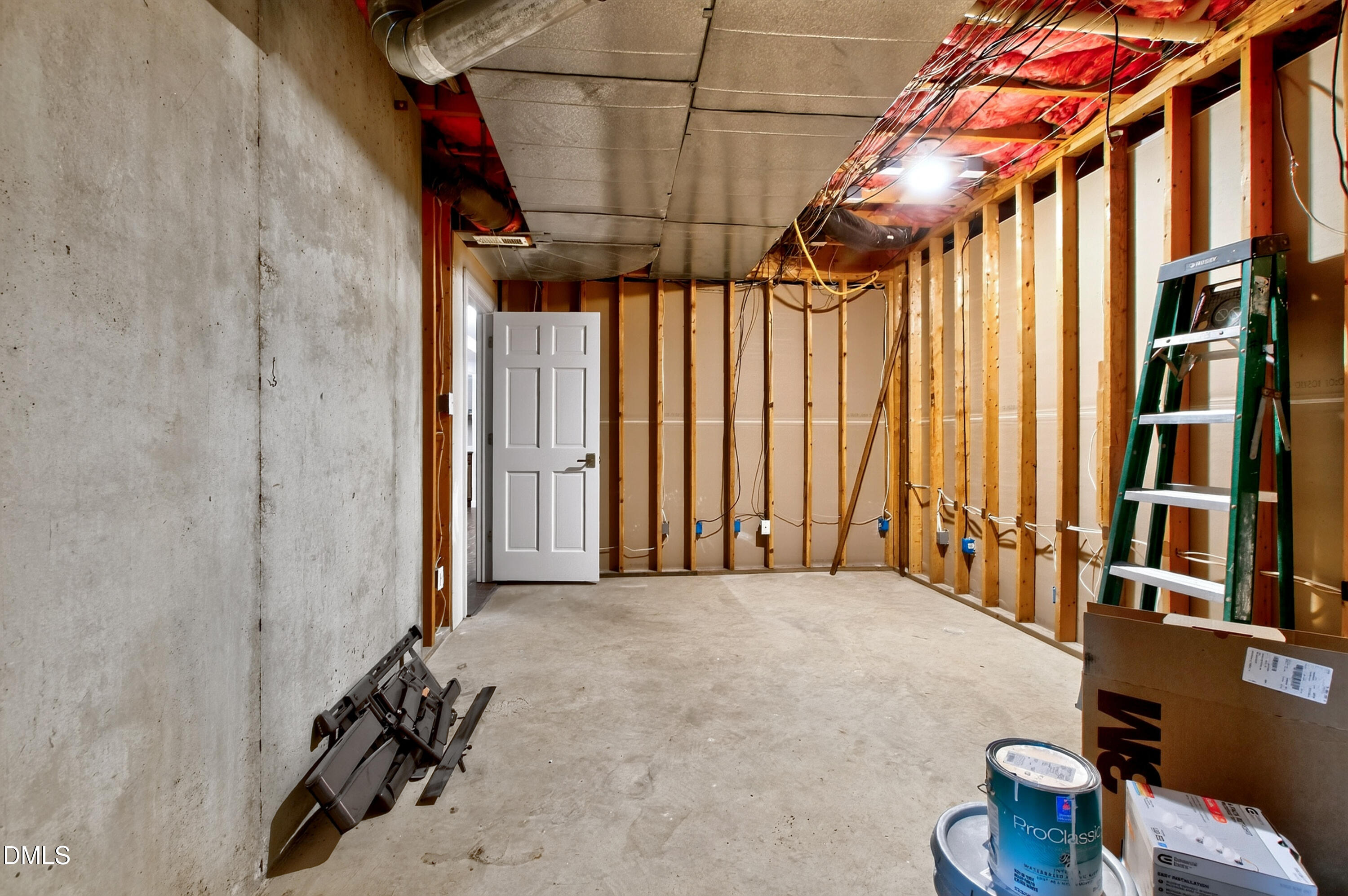 main property photo 54