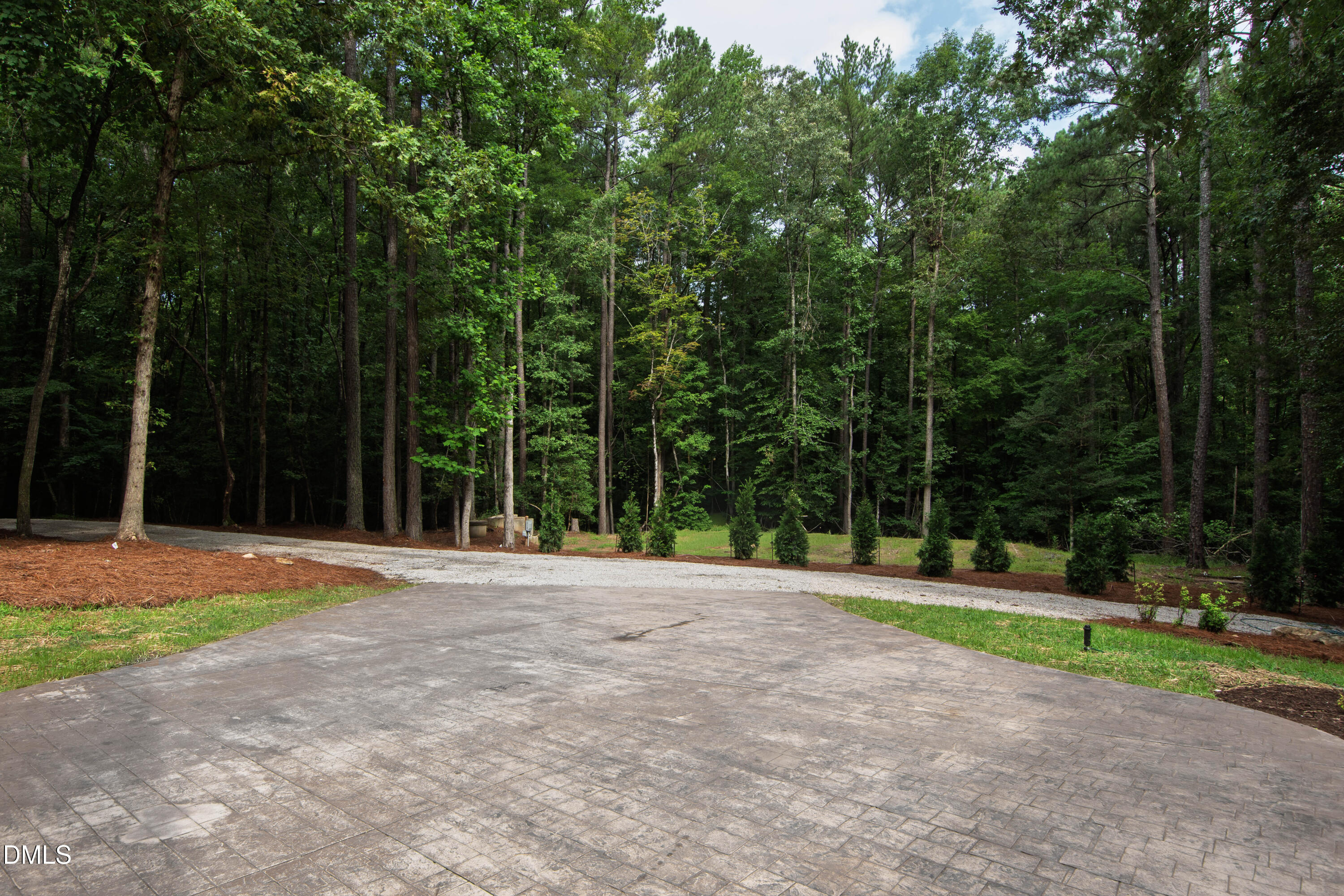 main property photo 73