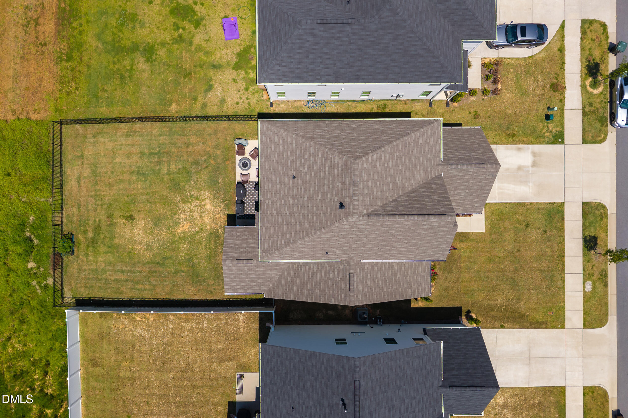 main property photo 41