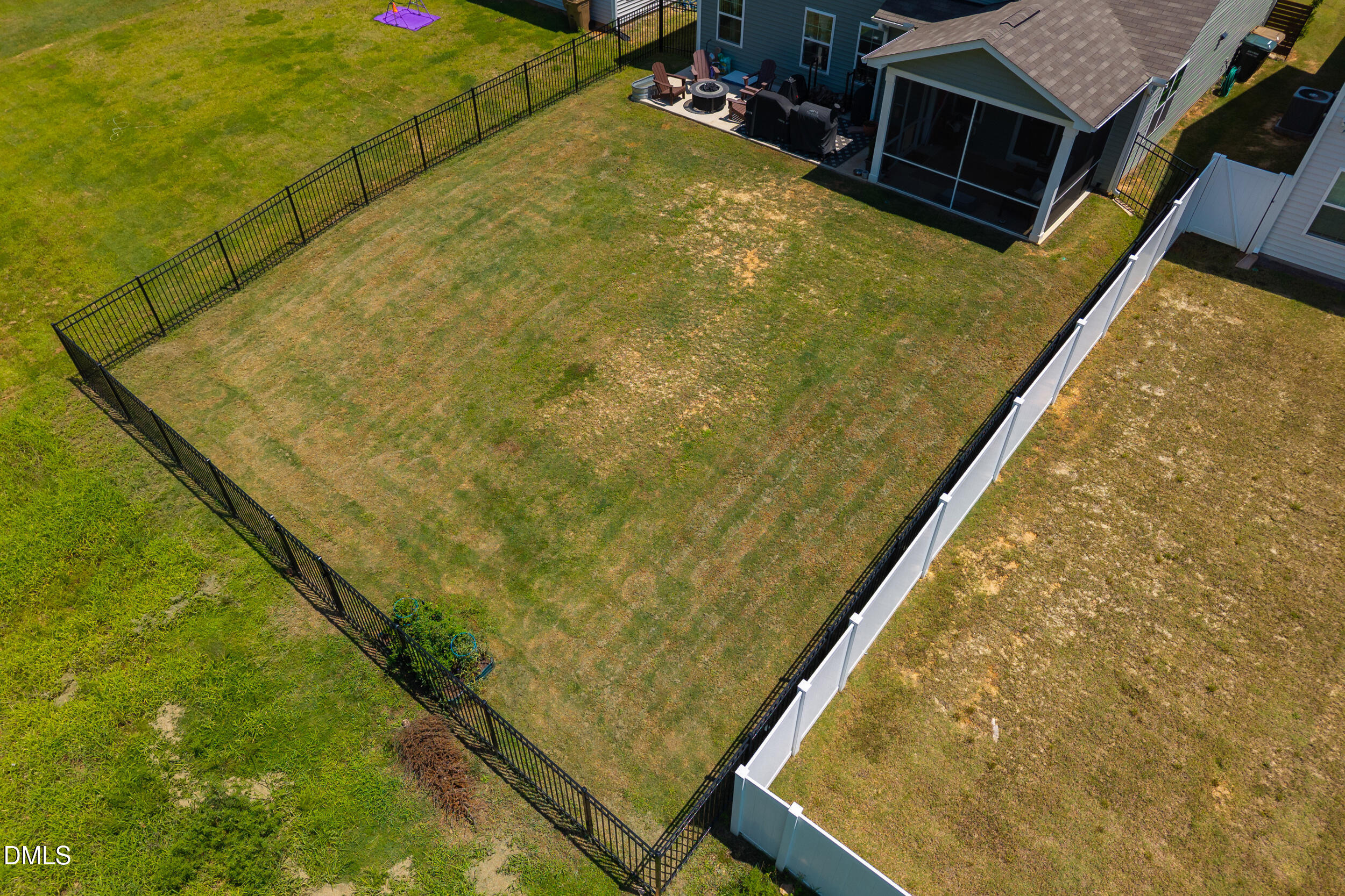 main property photo 42