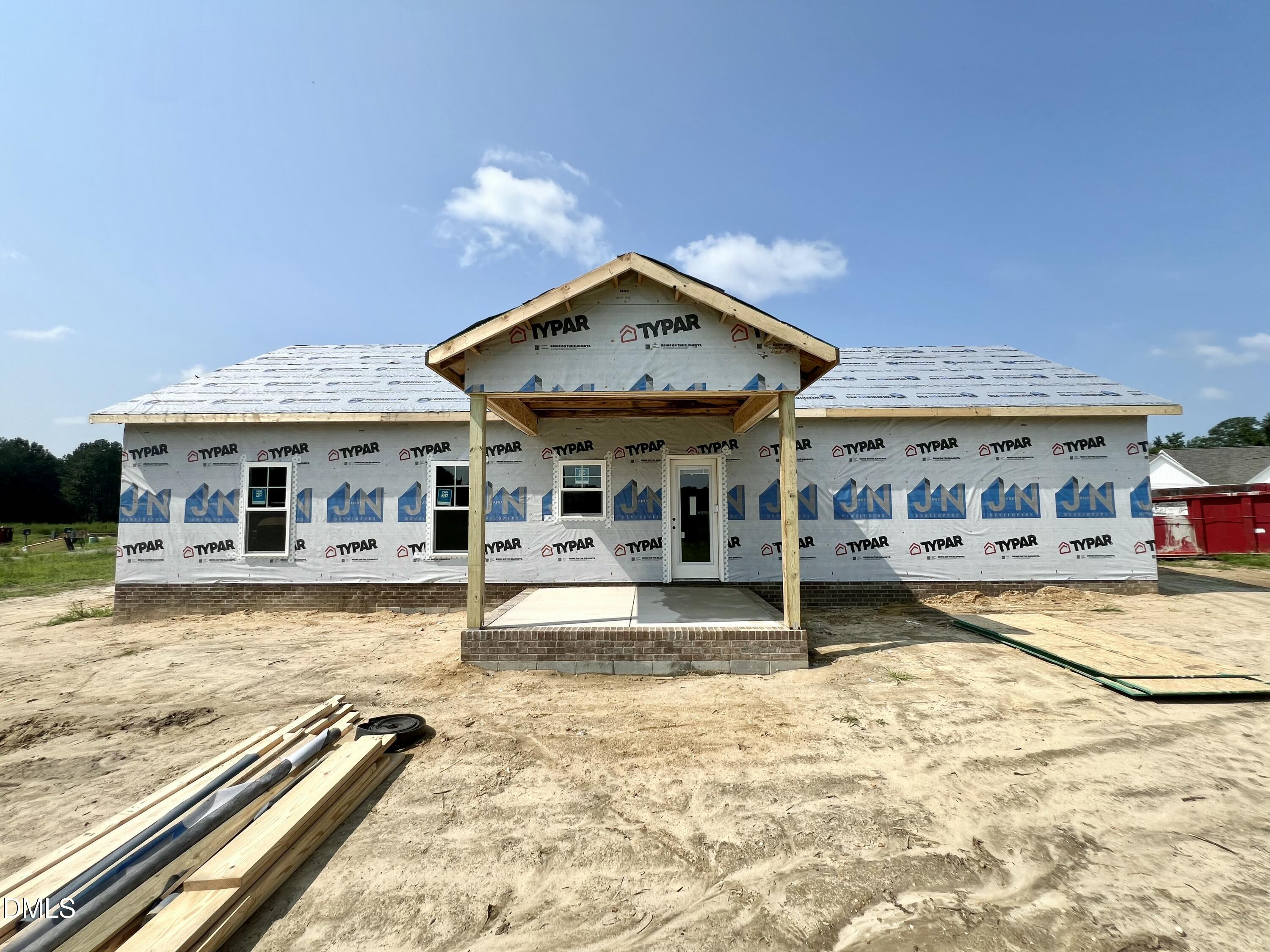 main property photo 12