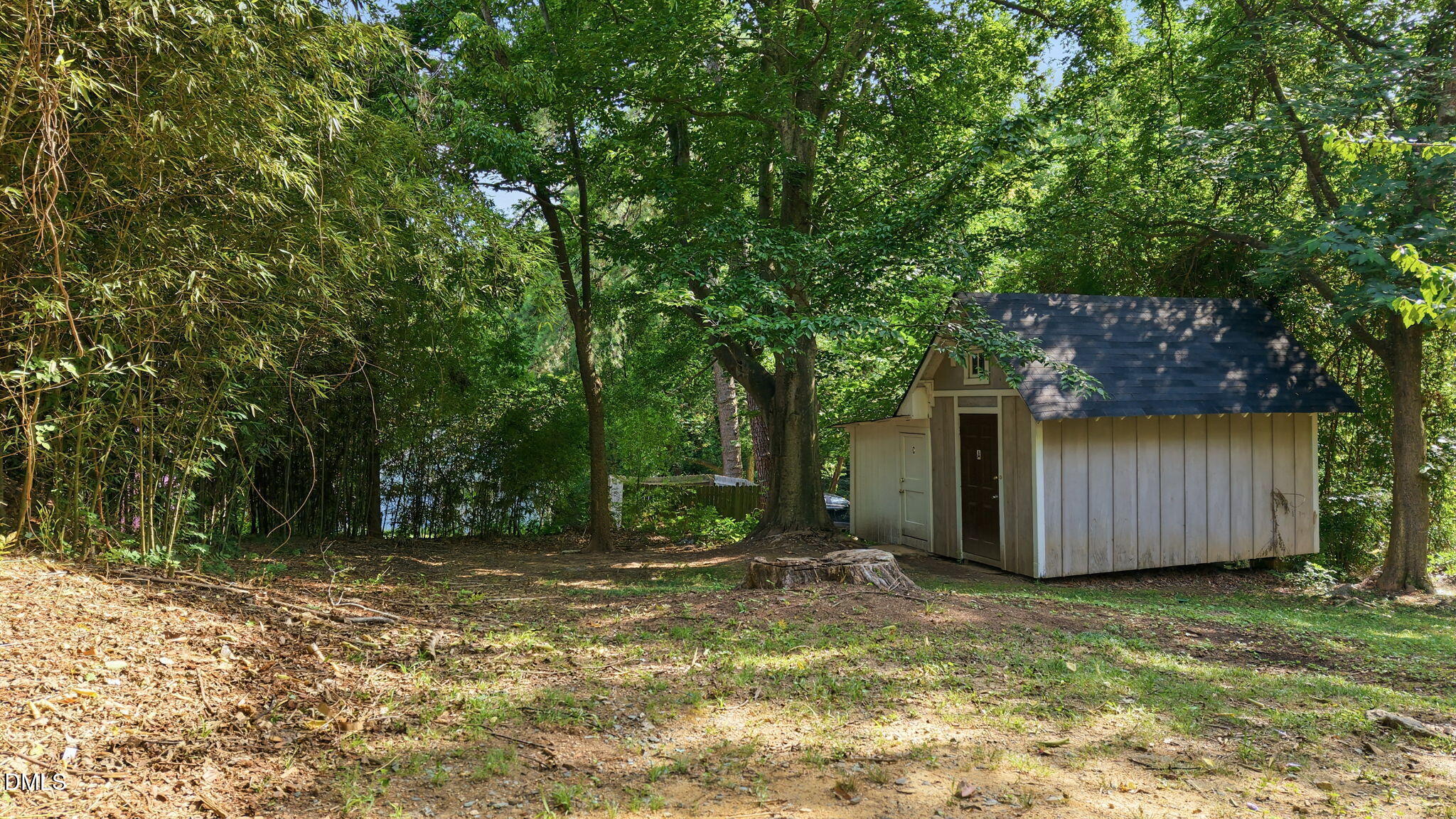 main property photo 20