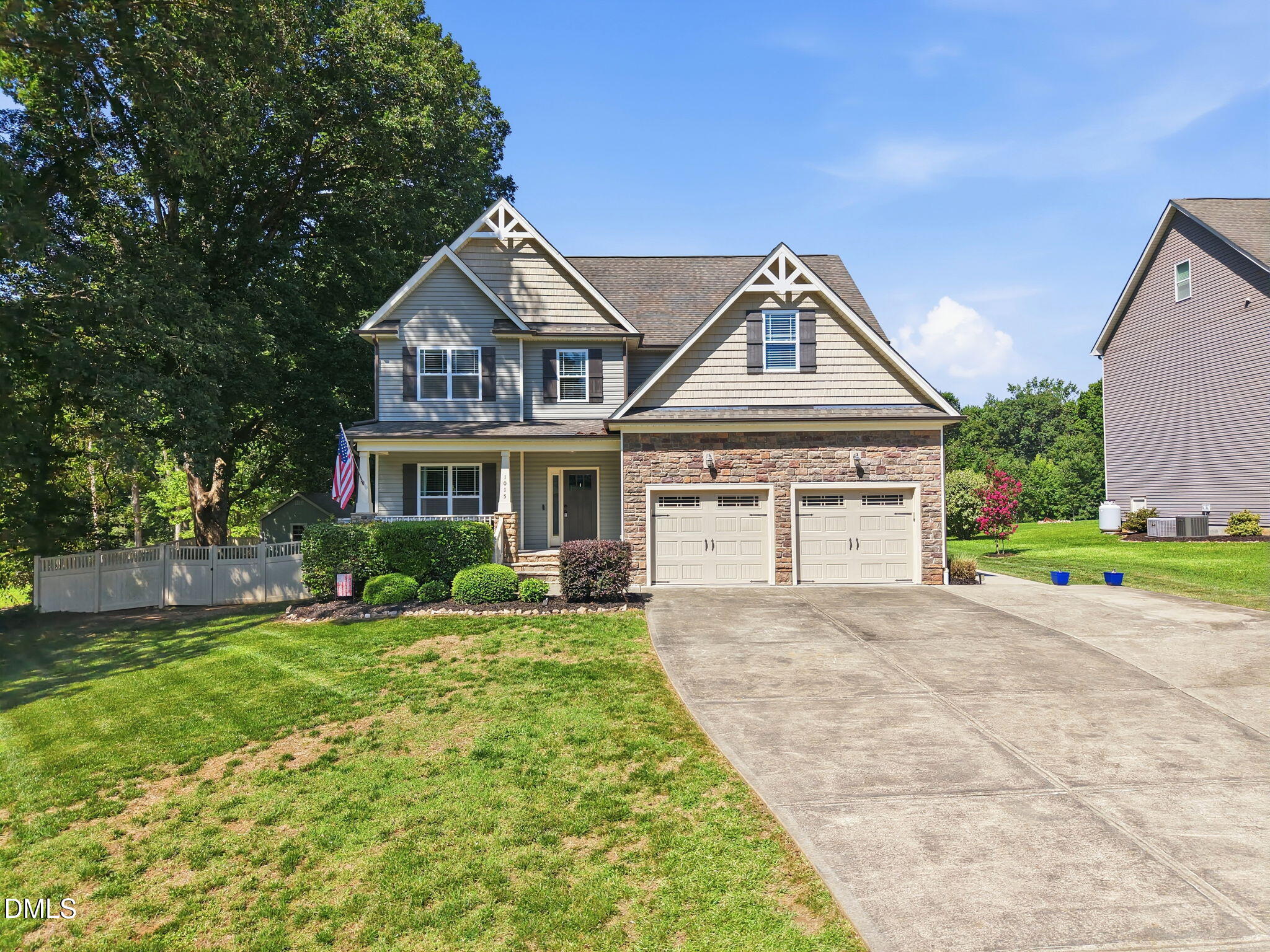 main property photo 1