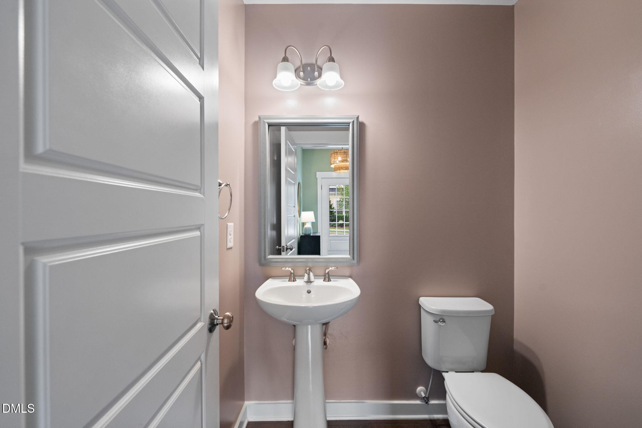 main property photo 12