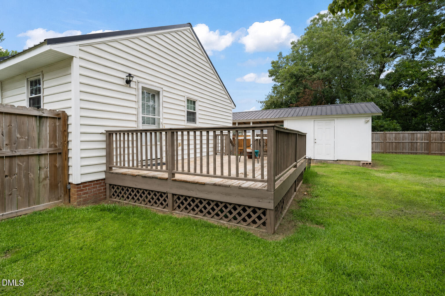 main property photo 29