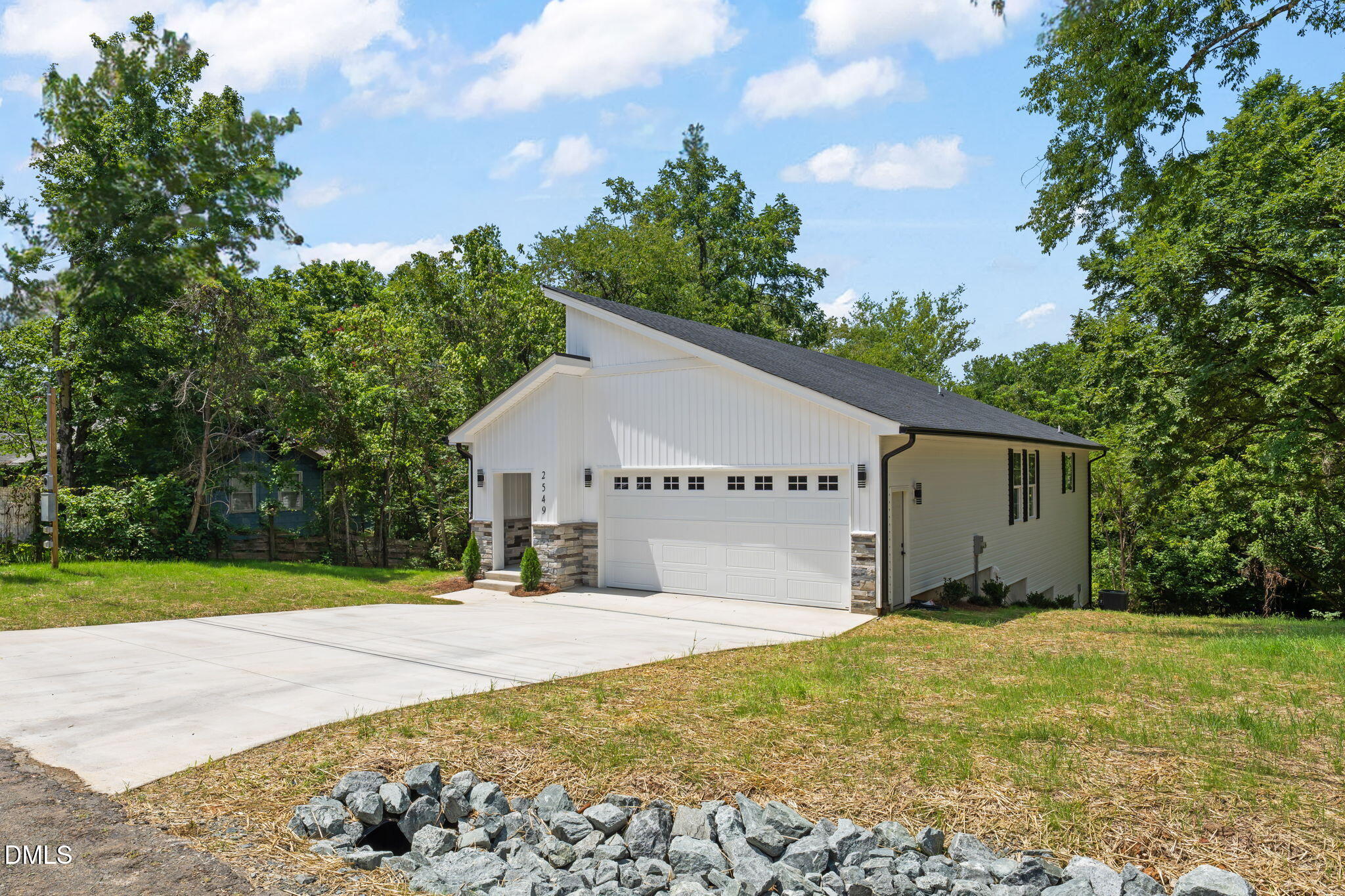 main property photo 42
