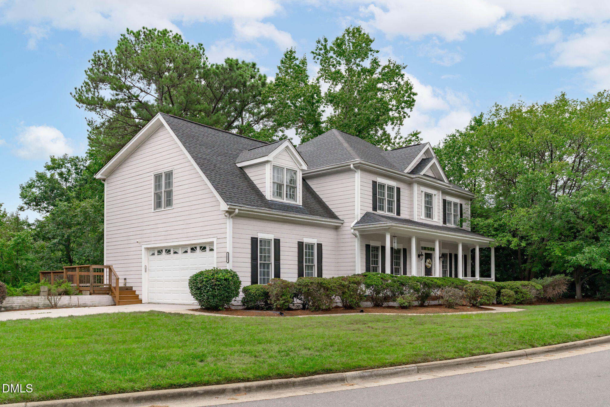 main property photo 2