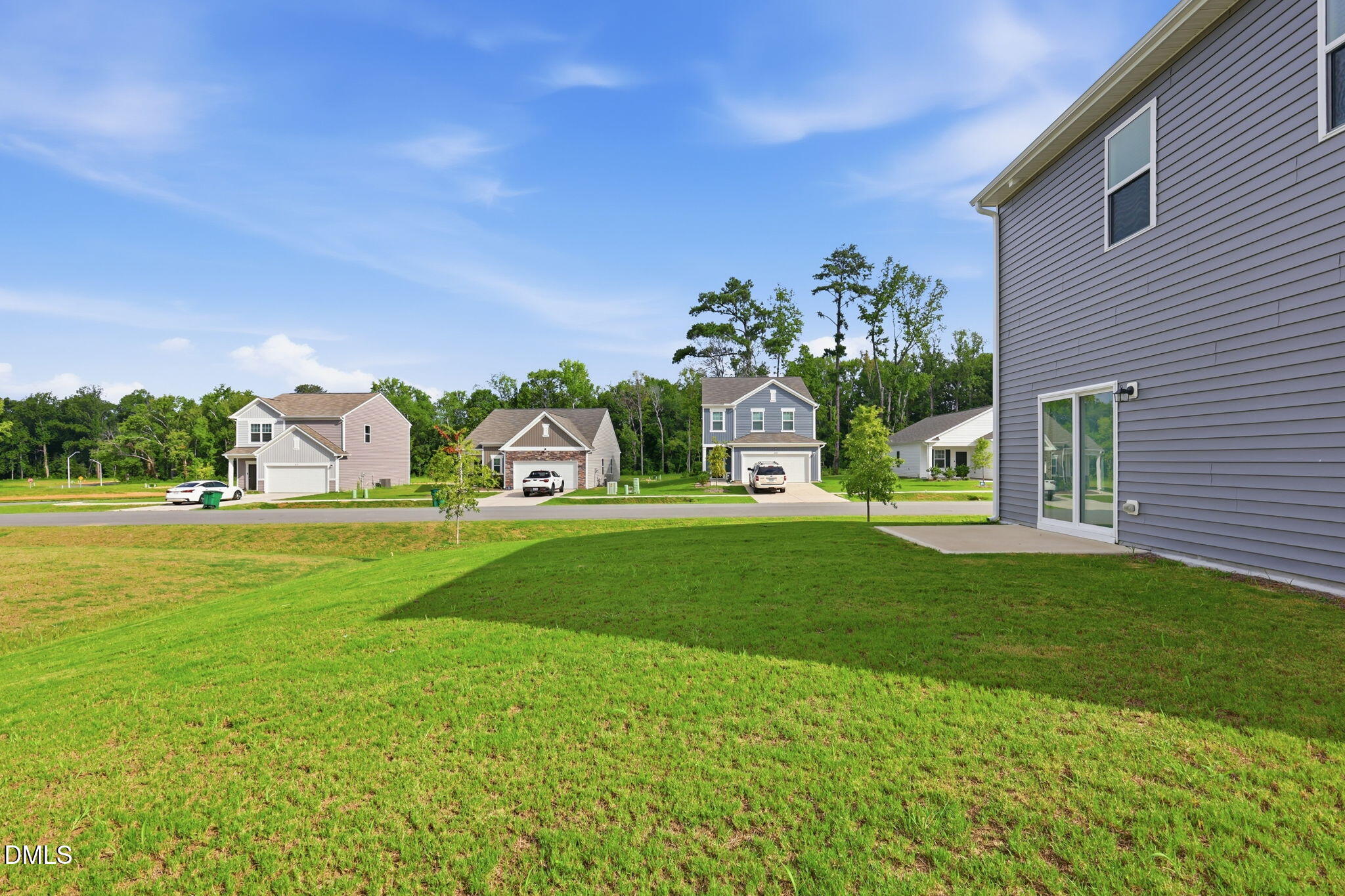 main property photo 32