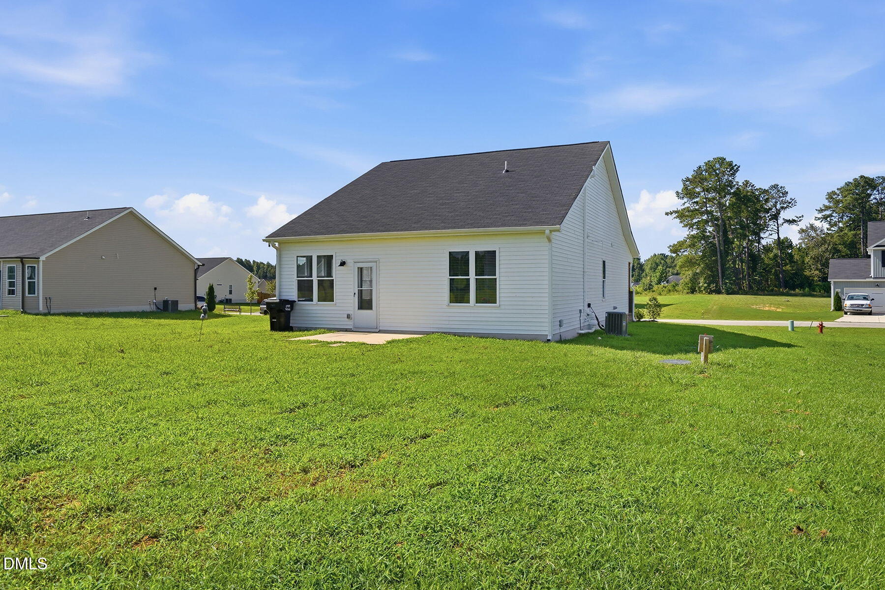 main property photo 31