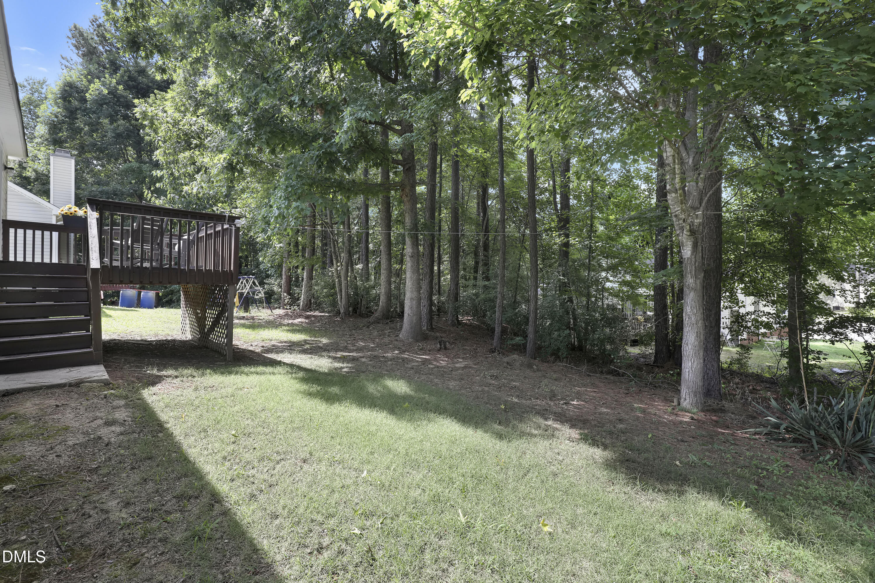 main property photo 14