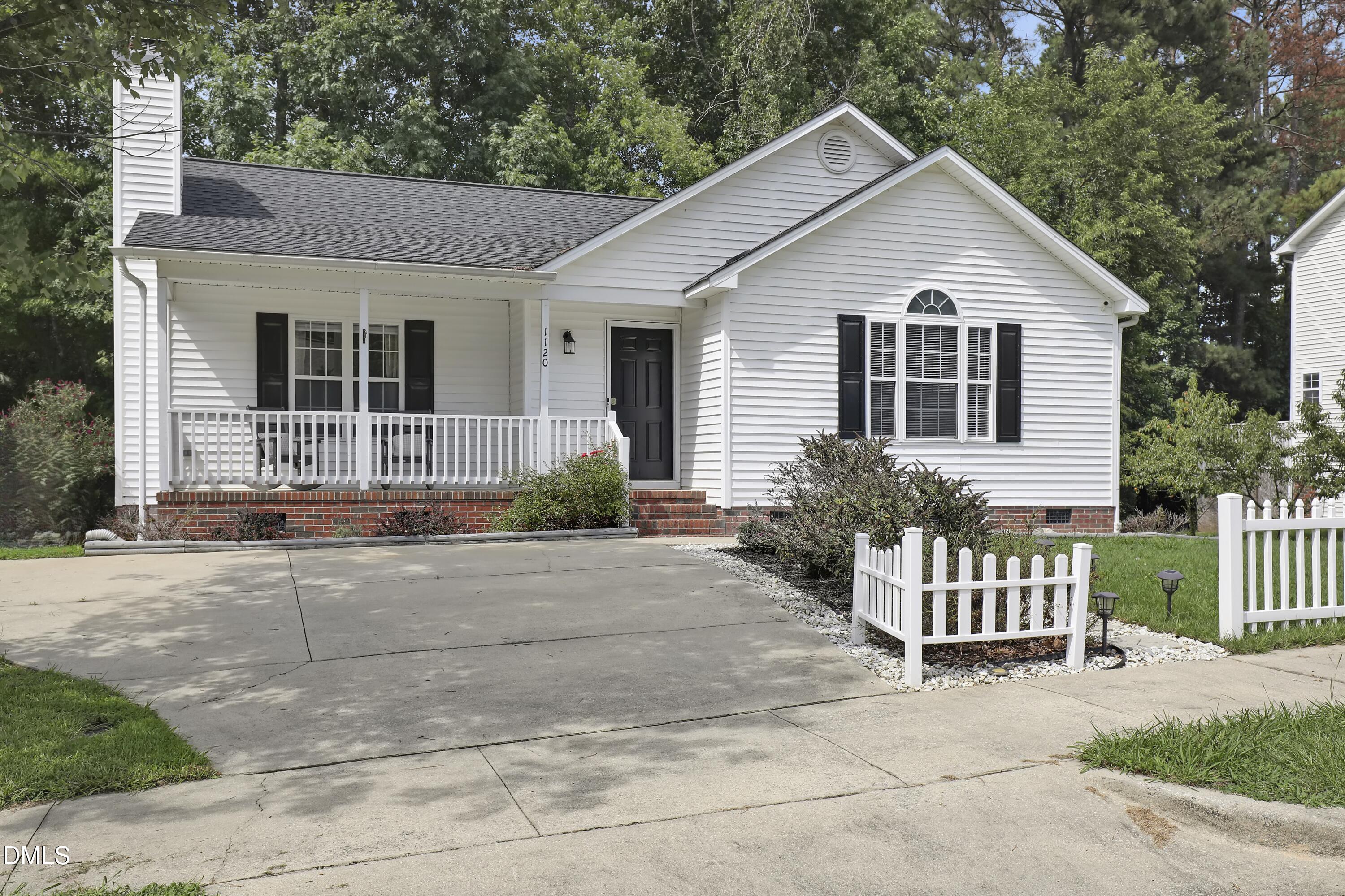 main property photo 15