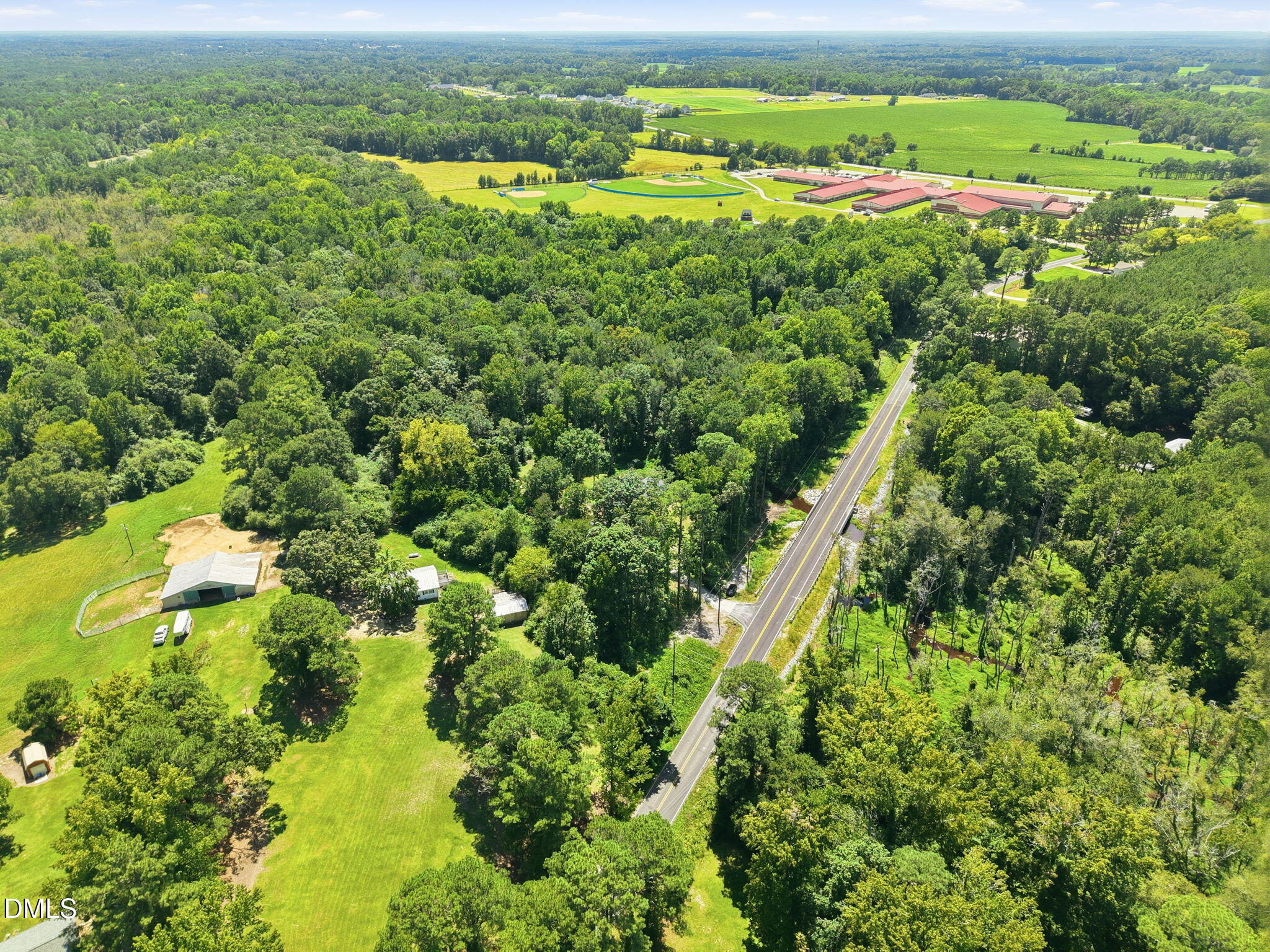 main property photo 33