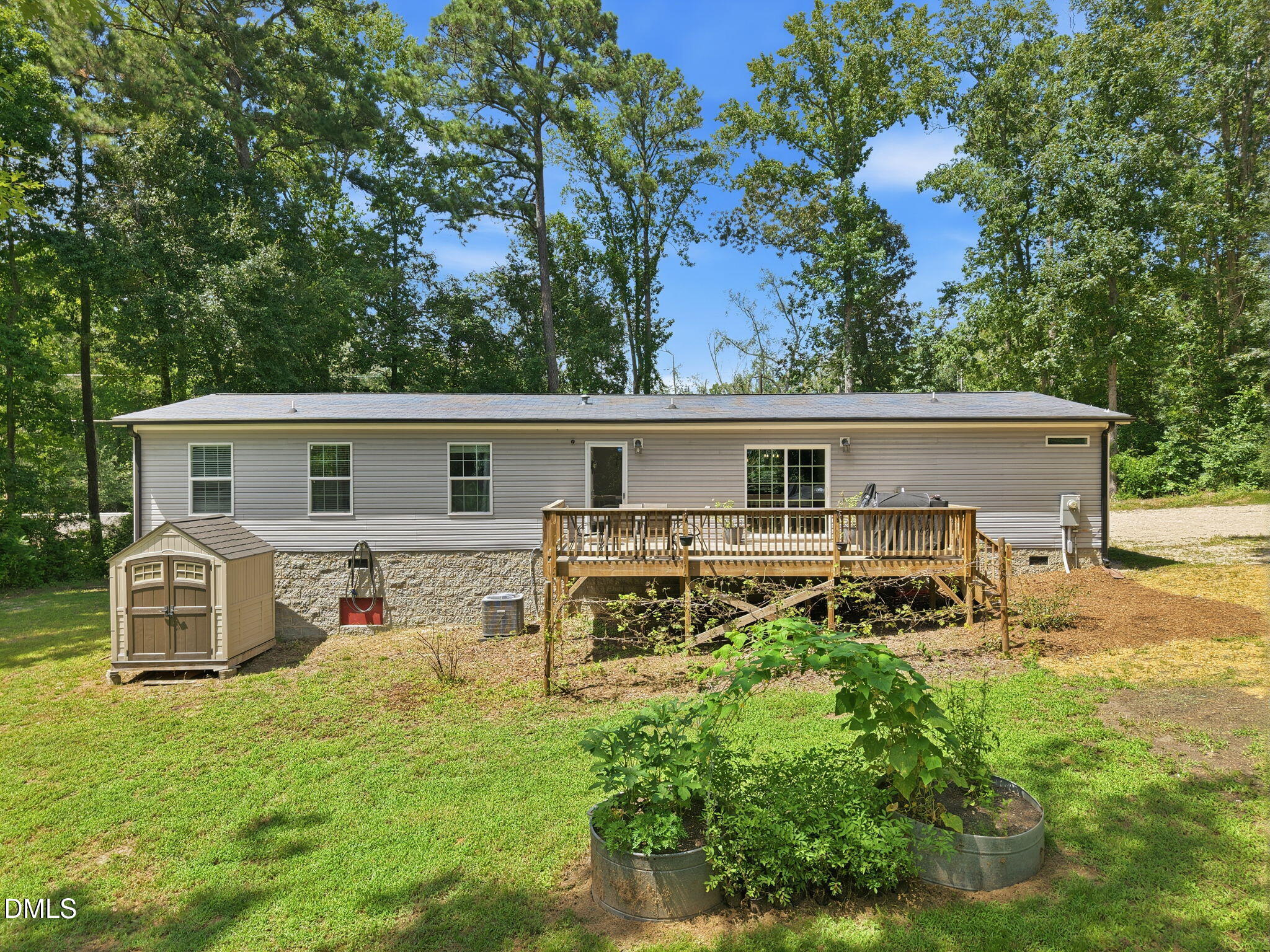 main property photo 38