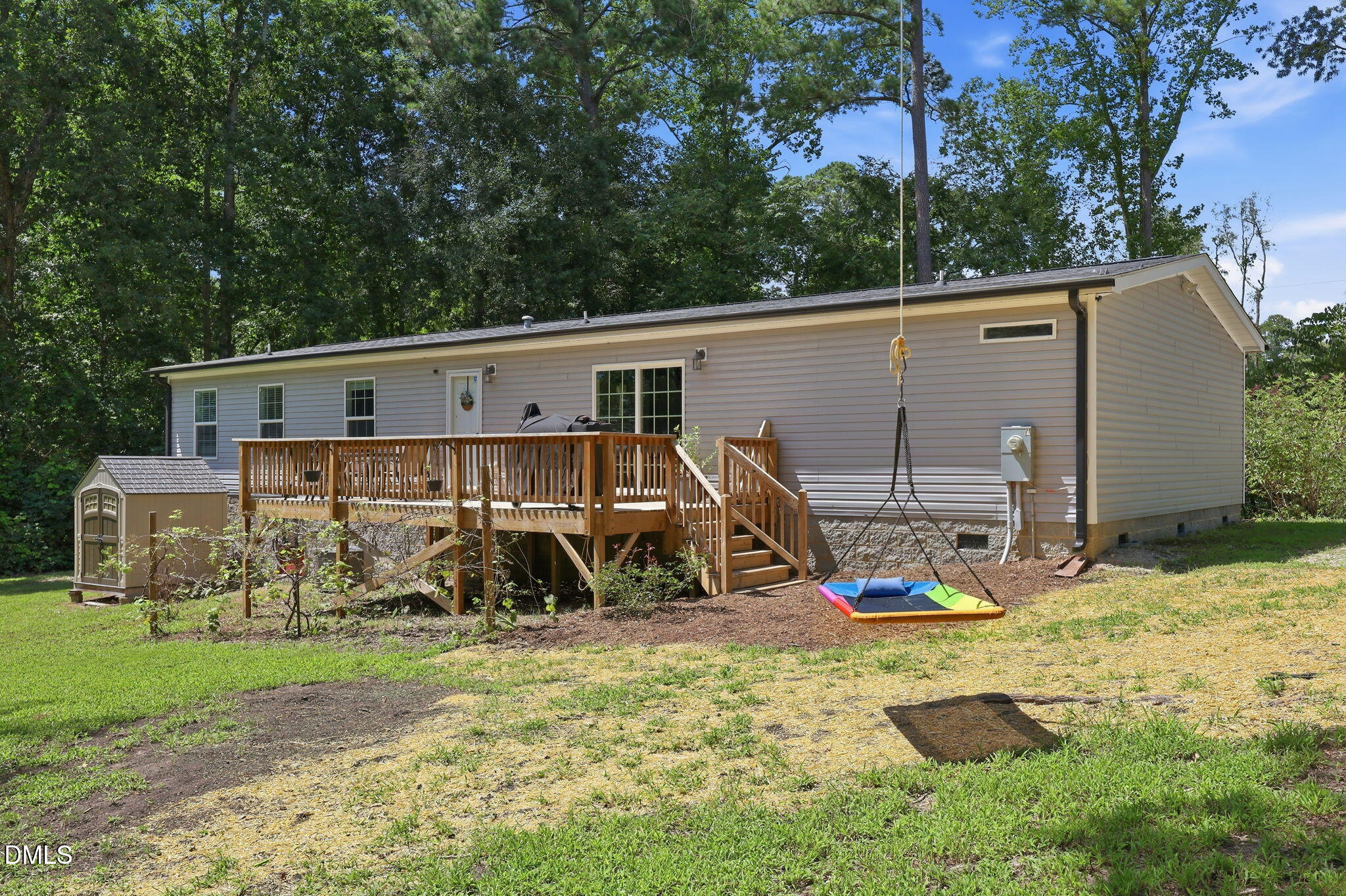 main property photo 44