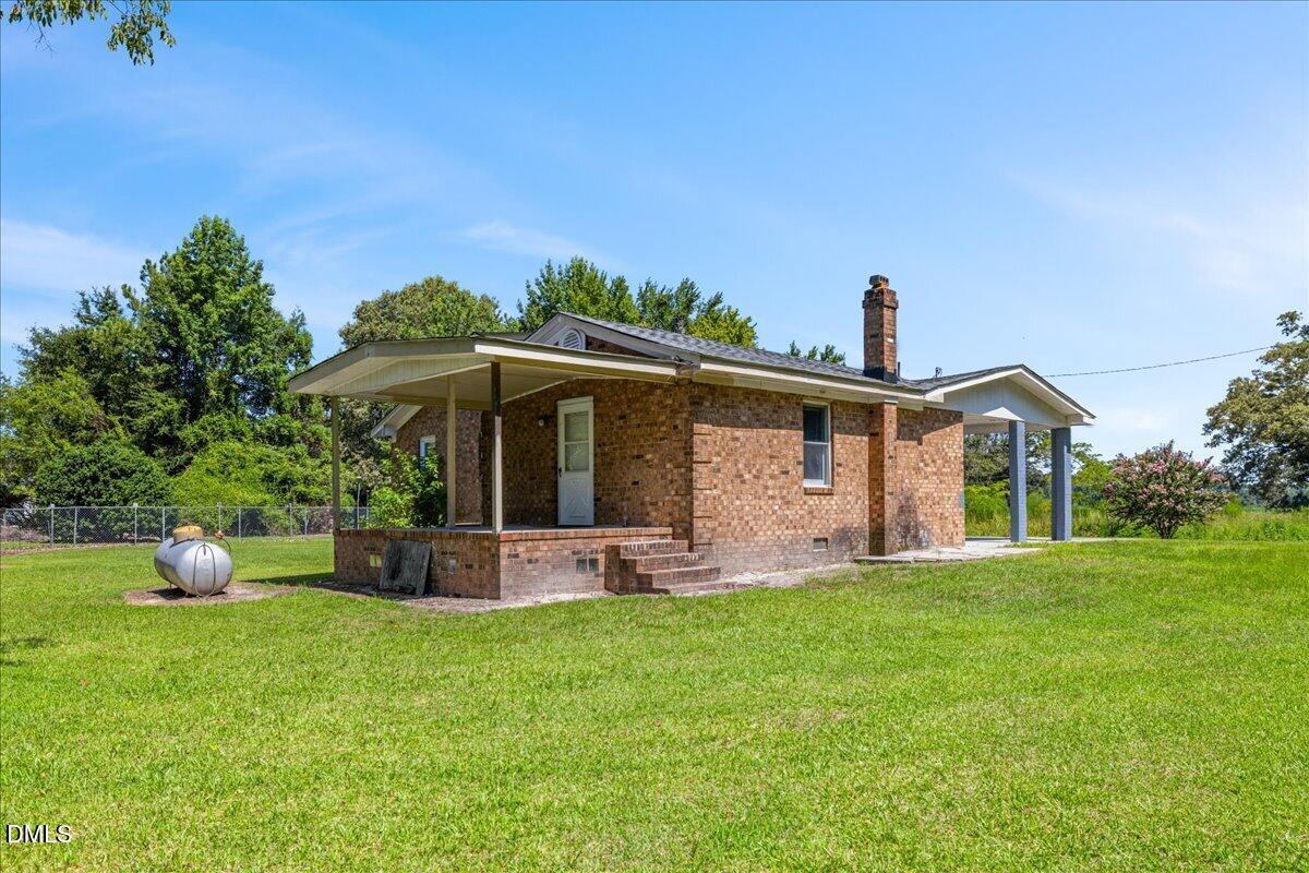 main property photo 38