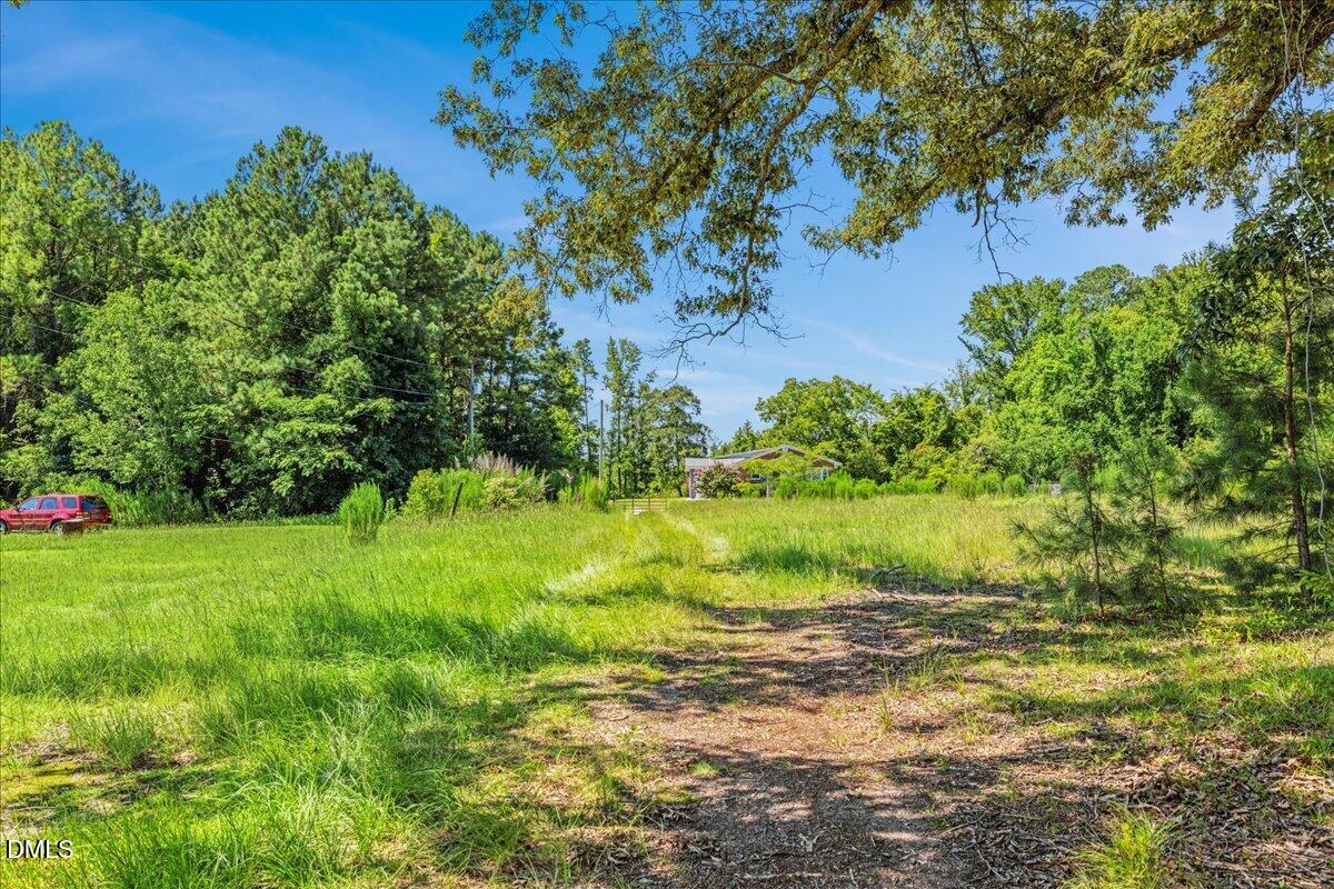main property photo 45