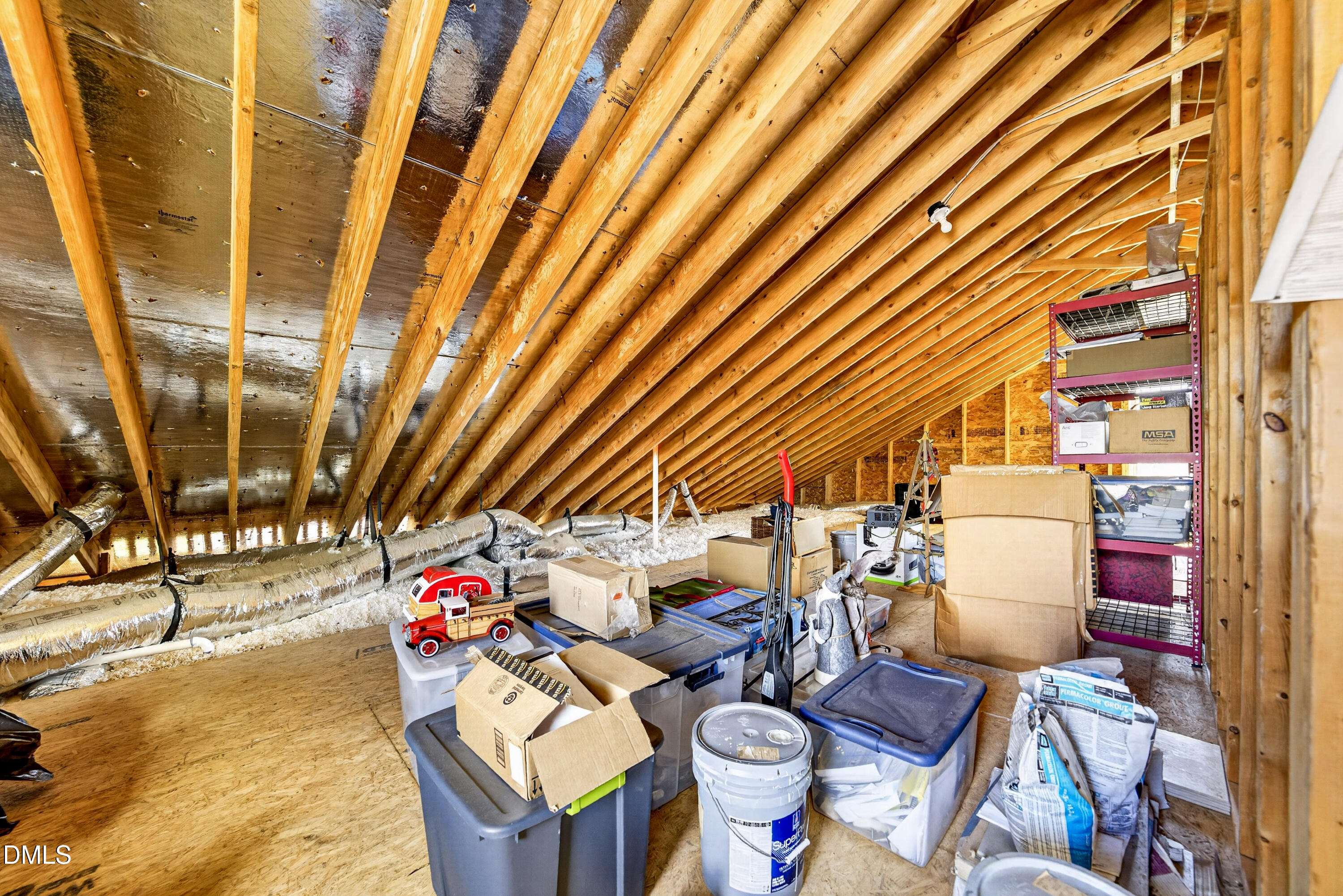 main property photo 50