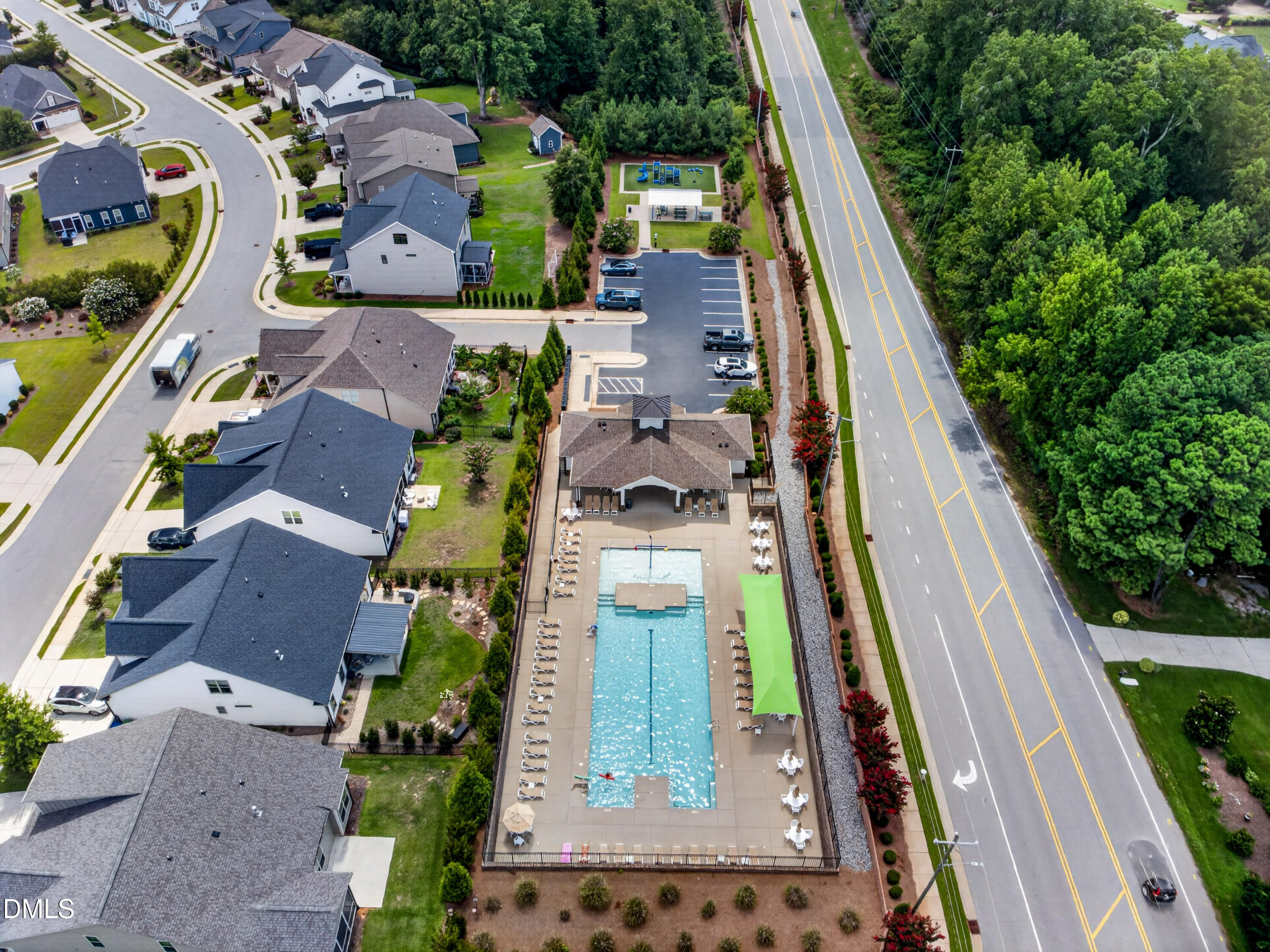 main property photo 58