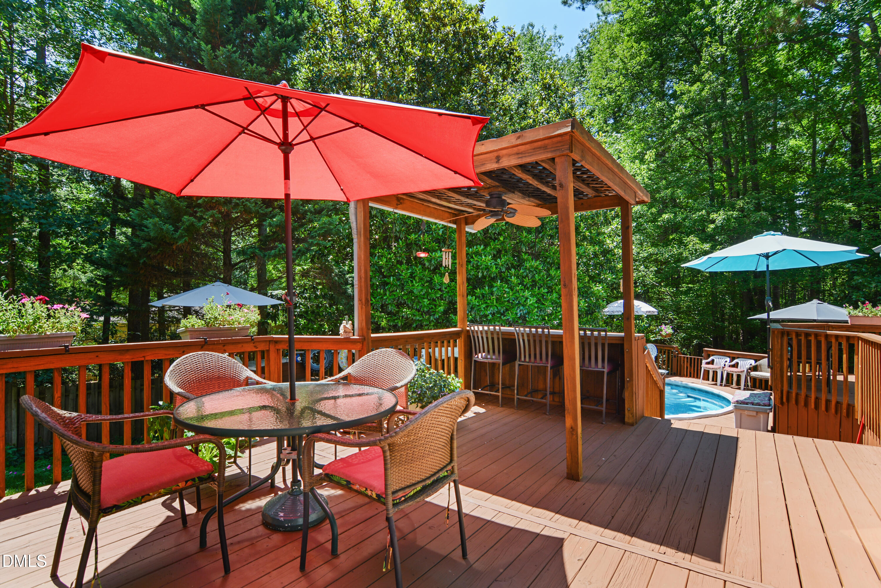 main property photo 27